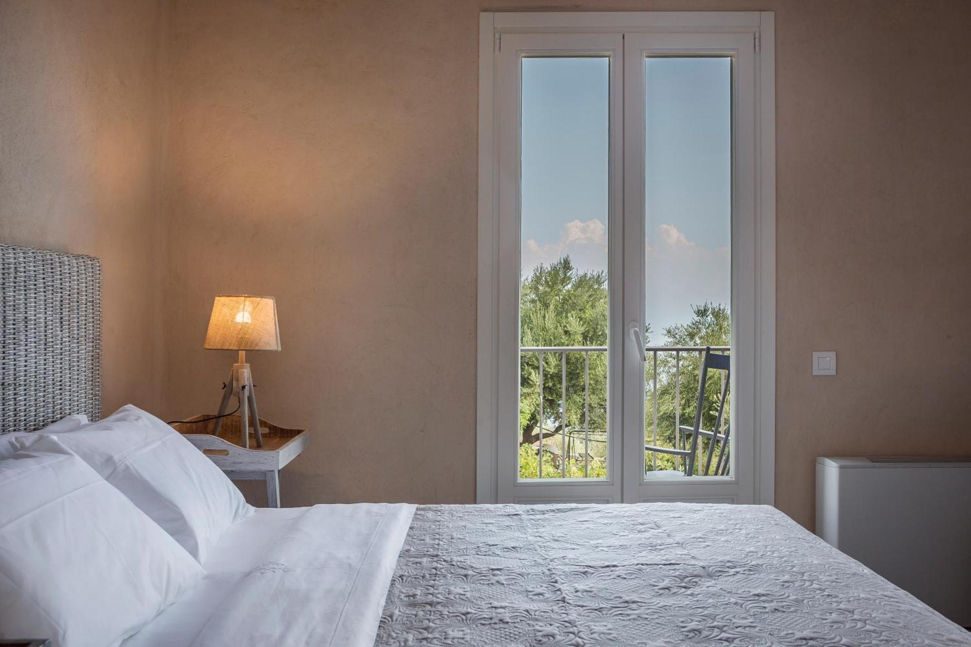 Luxurious Nadoria, Ithaca Island *
