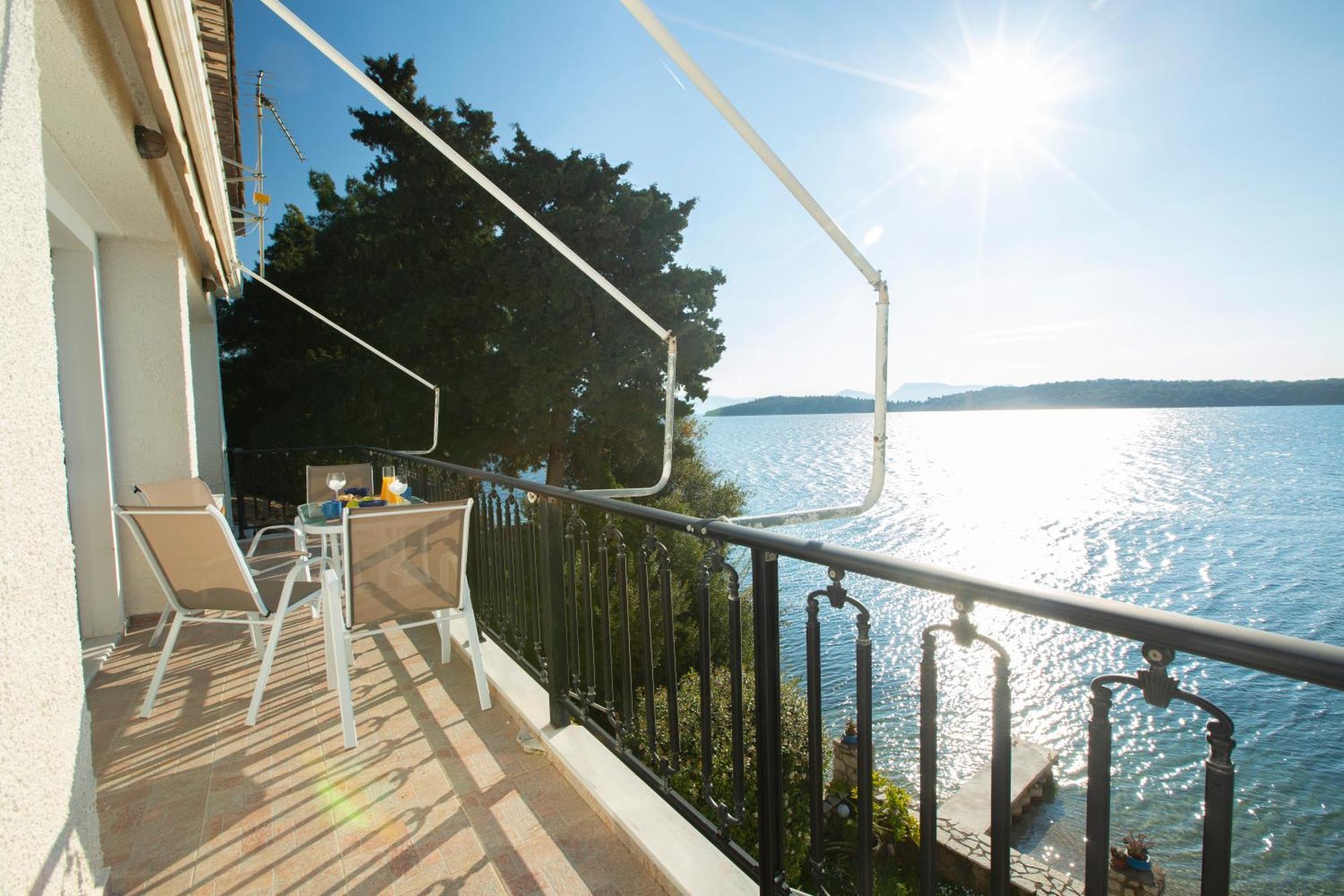 Agoritsa Beachfront With Its Own Pontoon *