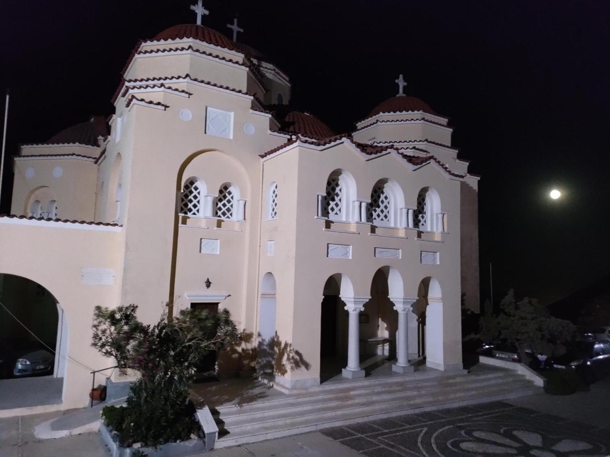 Santorini Cave Holiday home Exo Gonia