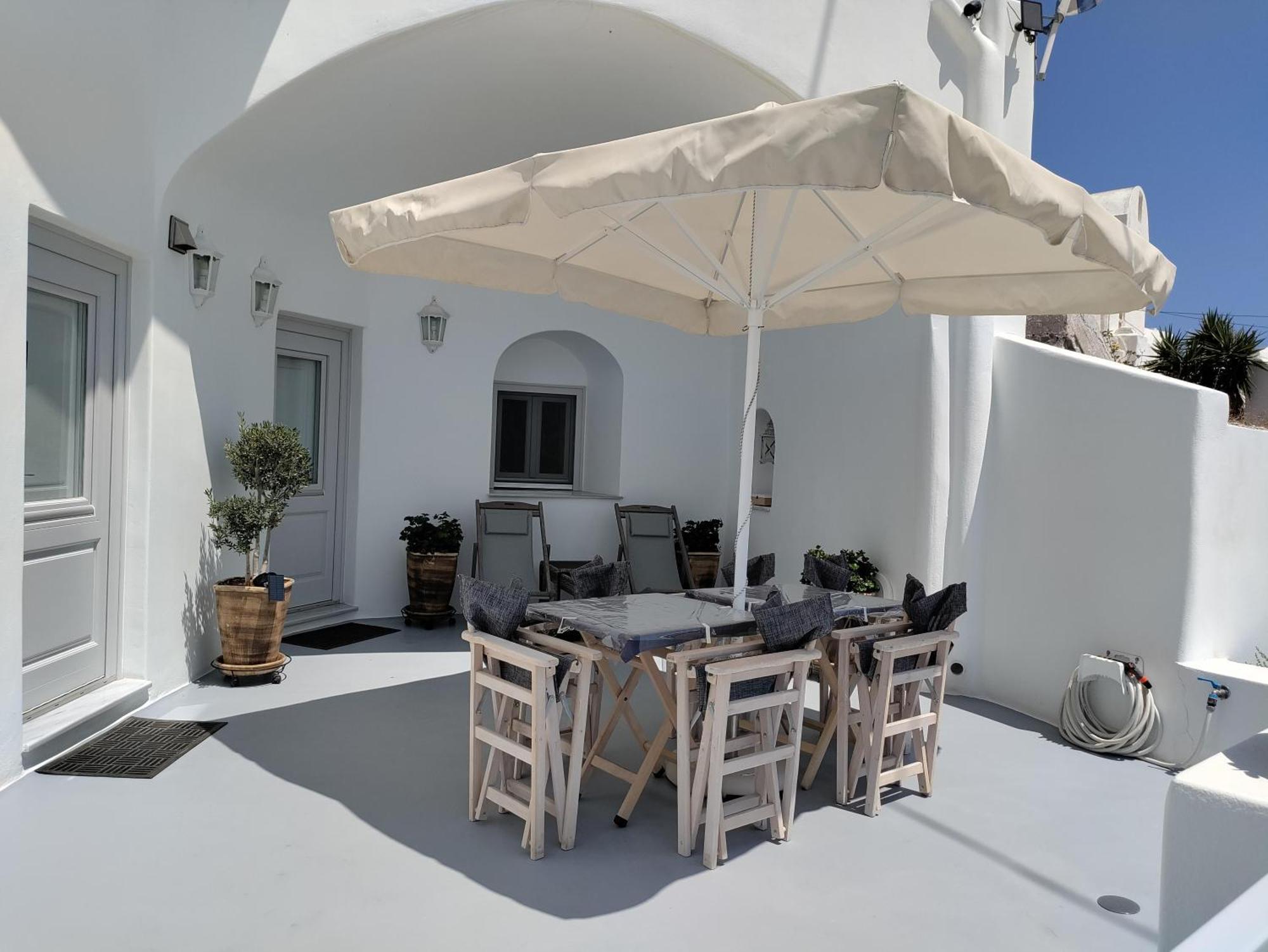 Santorini Cave Holiday home Exo Gonia