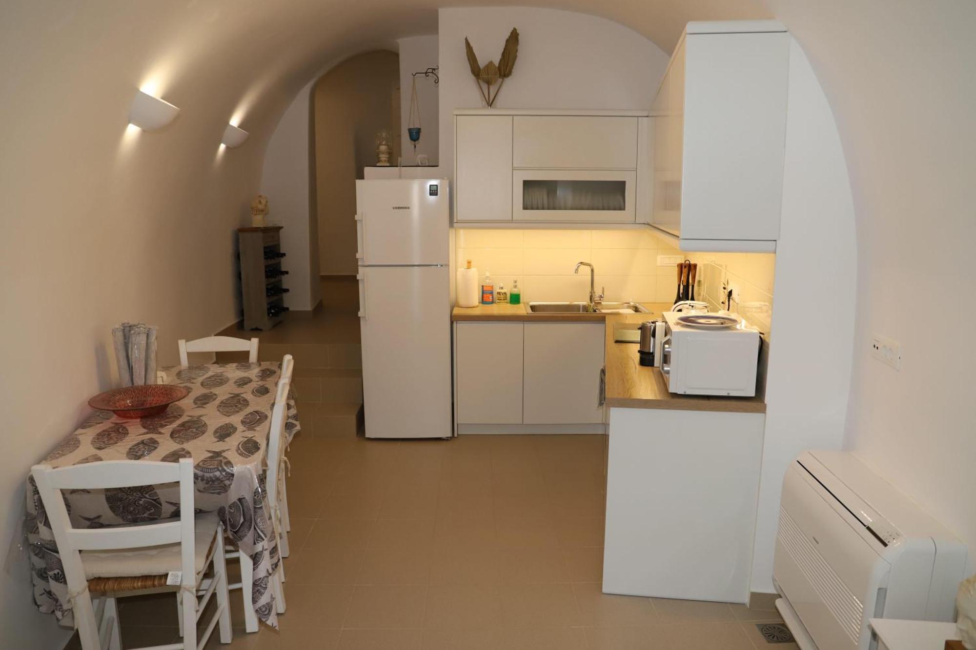 Santorini Cave Holiday home *