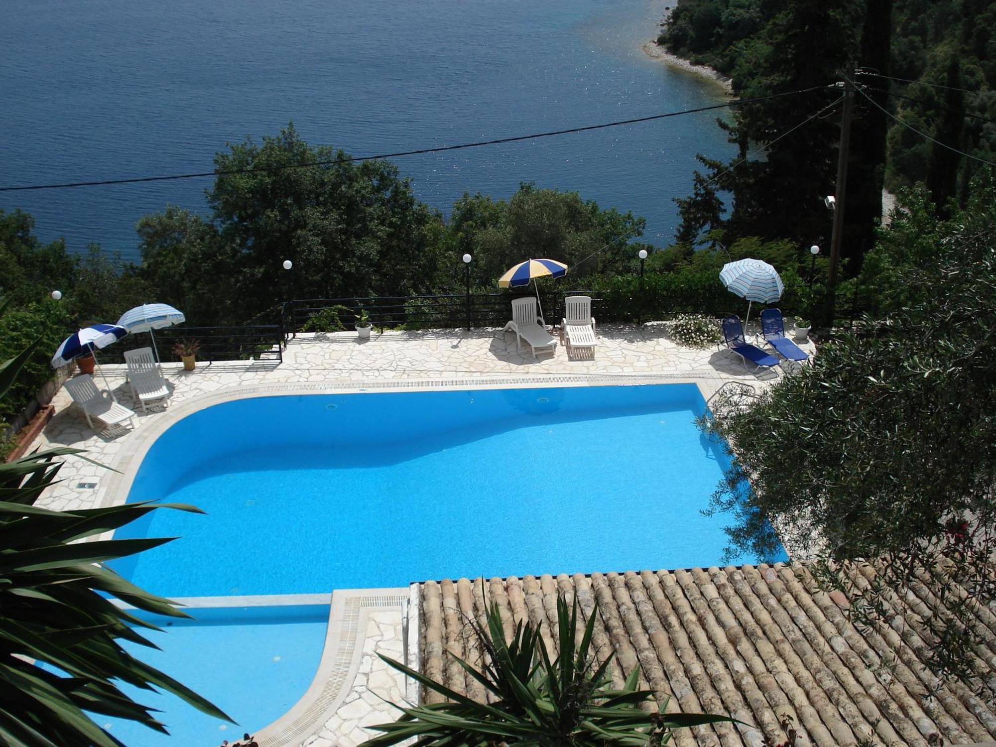 Apartment Kerasia - 4 &