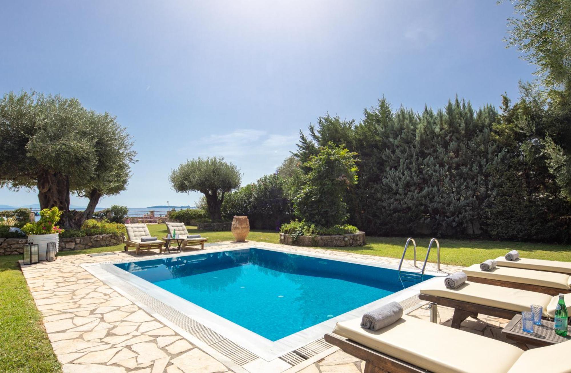 Cote Jardin *