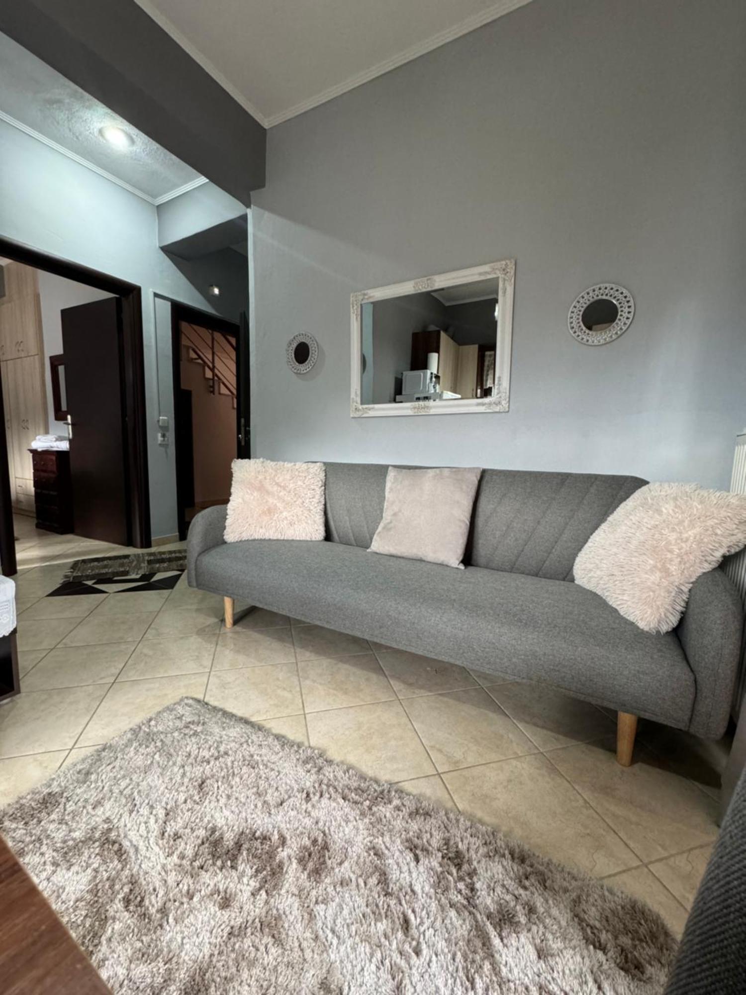Forest View Apartment