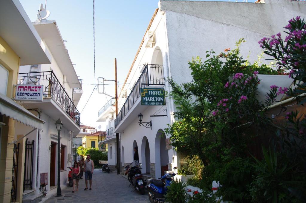 Hotel Marlton