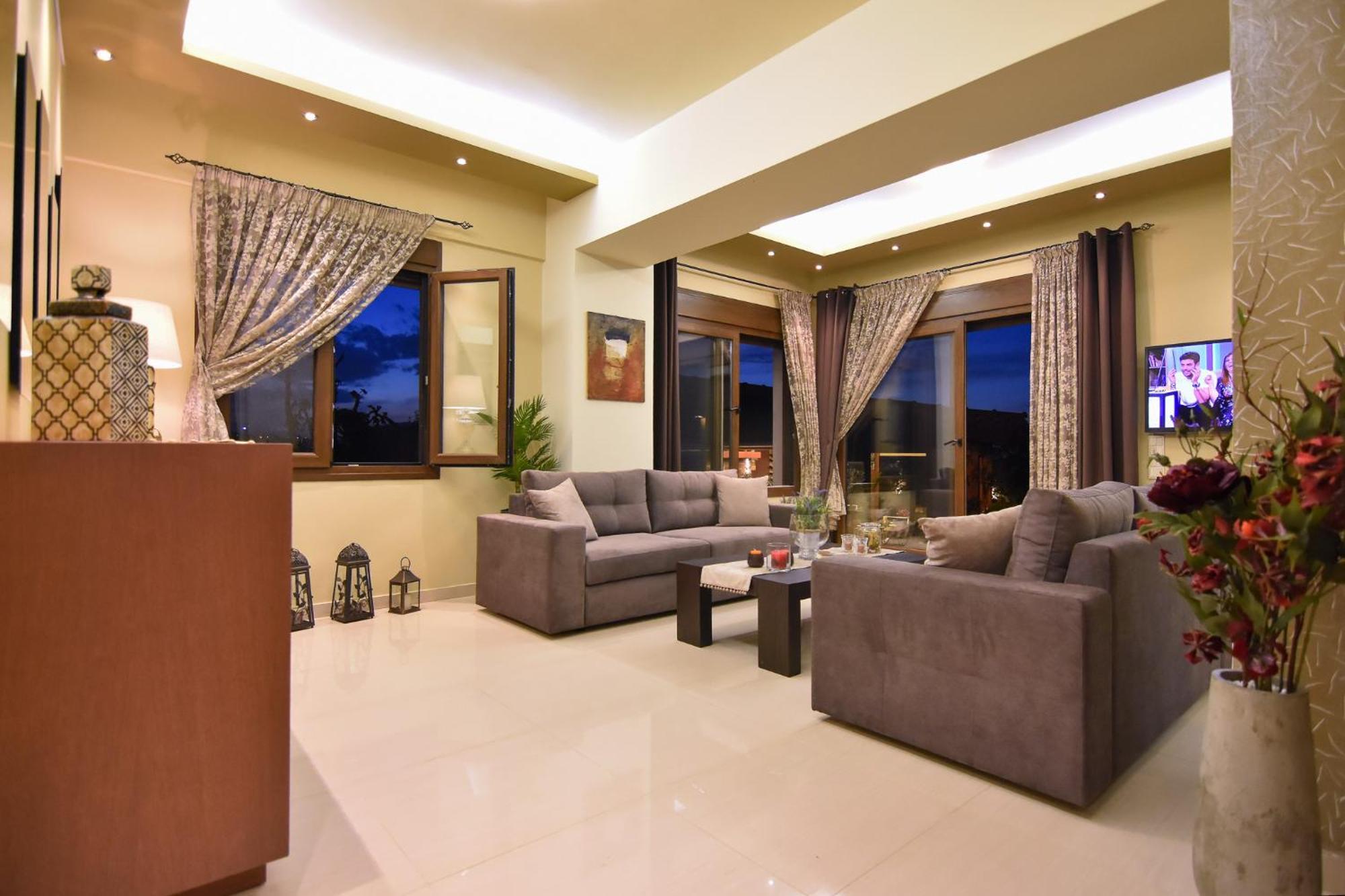 A Cozy Eco By The Sea