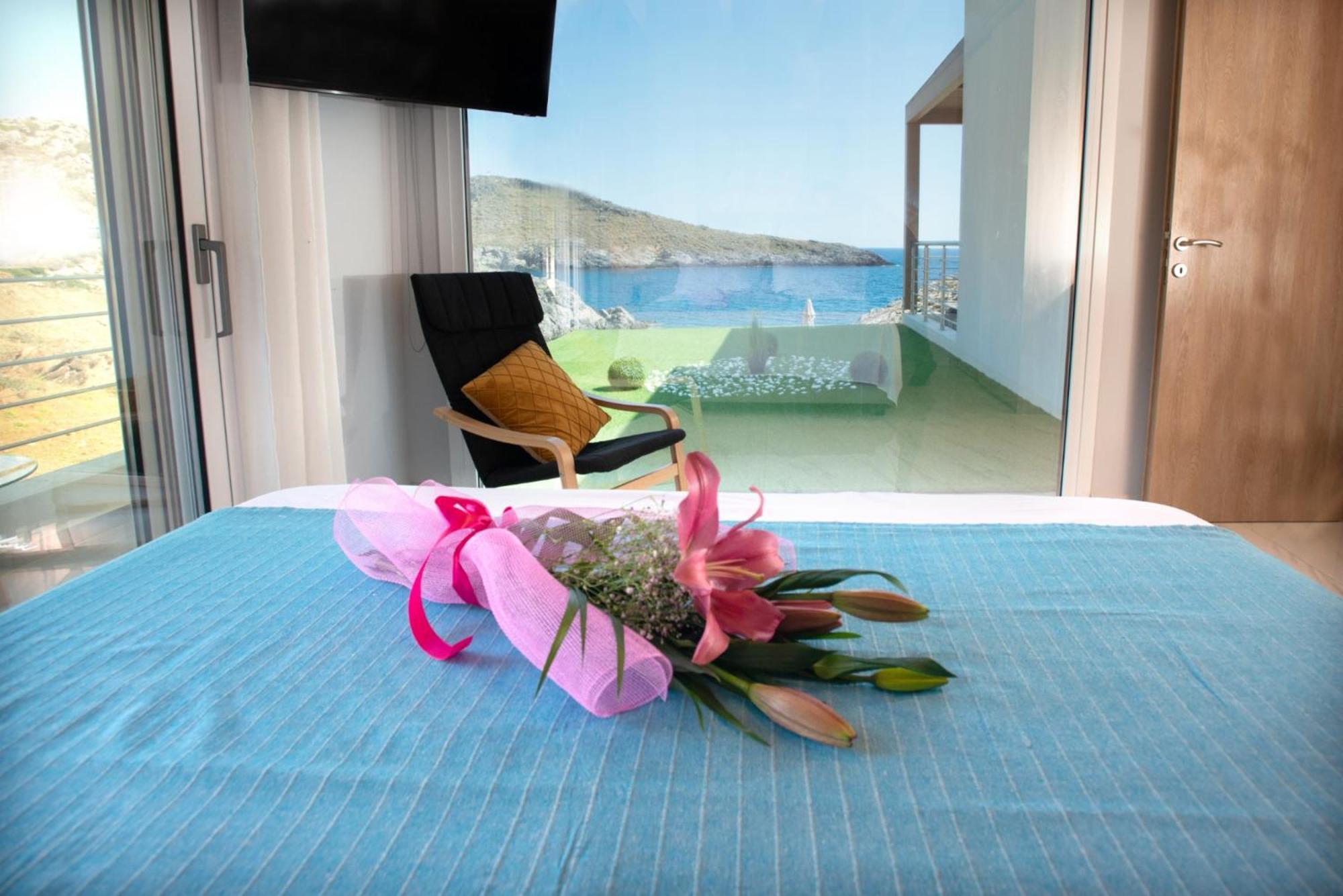 Beachfront Kyma - Your Own Private Paradise Kali Limenes