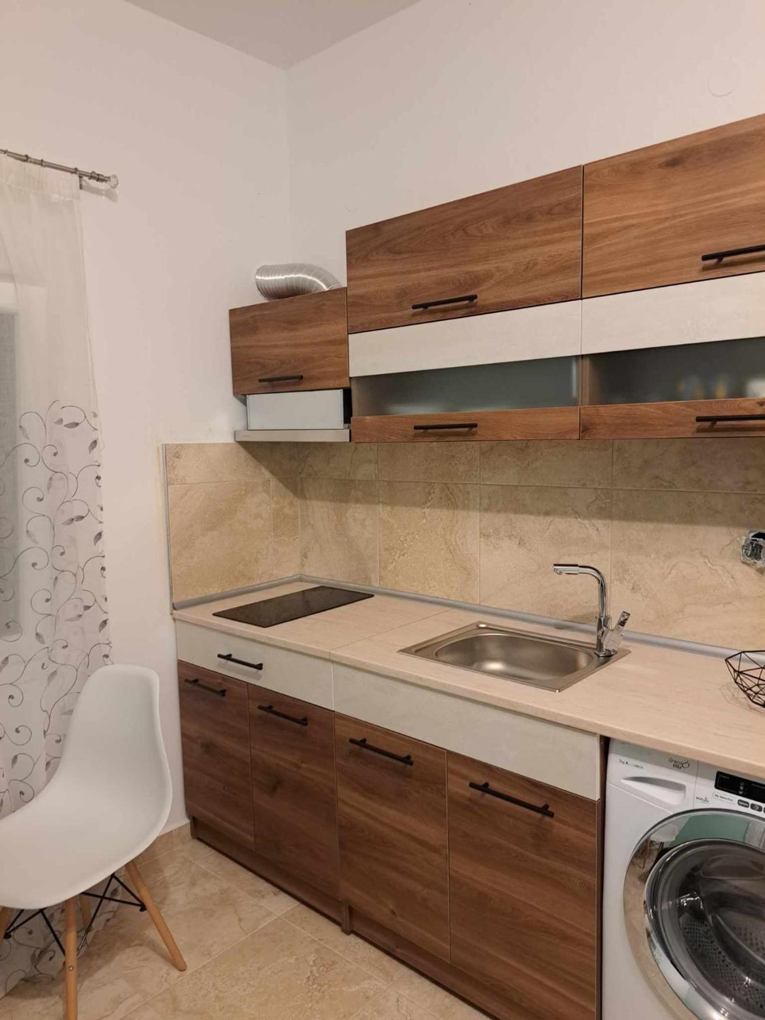 Aggeliki Apartment *