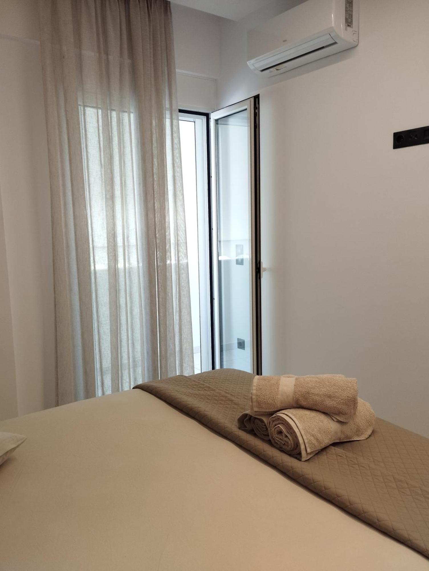 Emerald Apartment