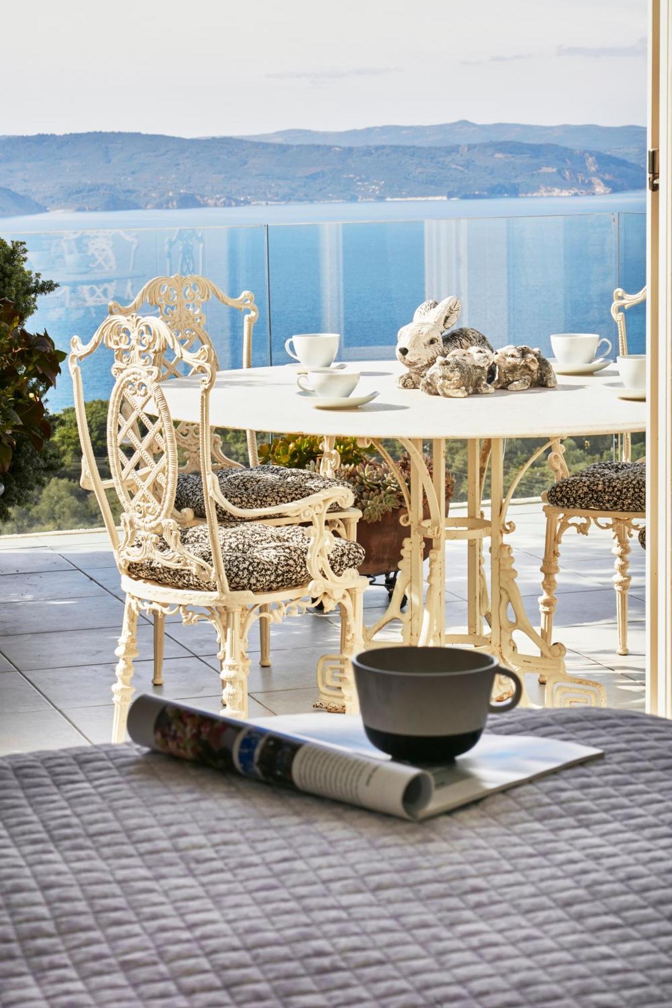 Villa Luxury In 2 *