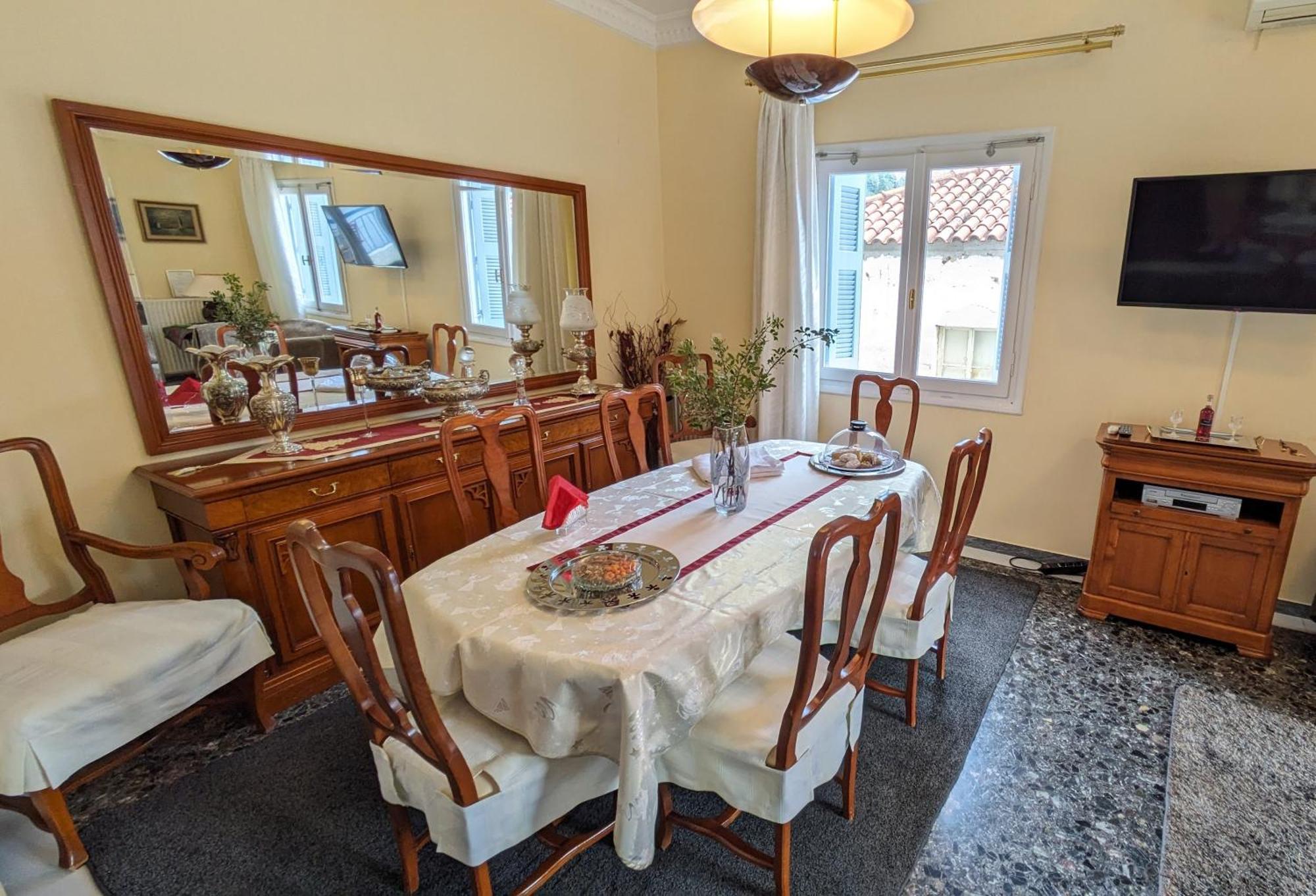 Sapho's House Leonidio