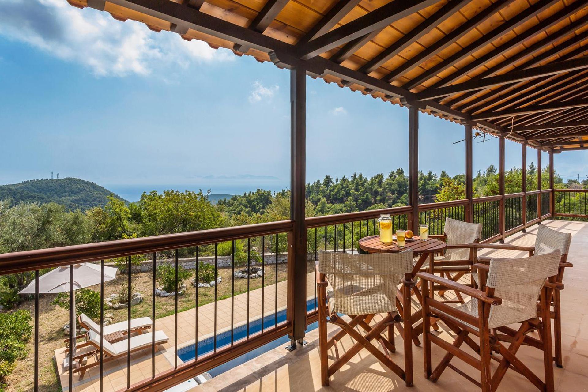 Siraino - Ktima * Skopelos Town
