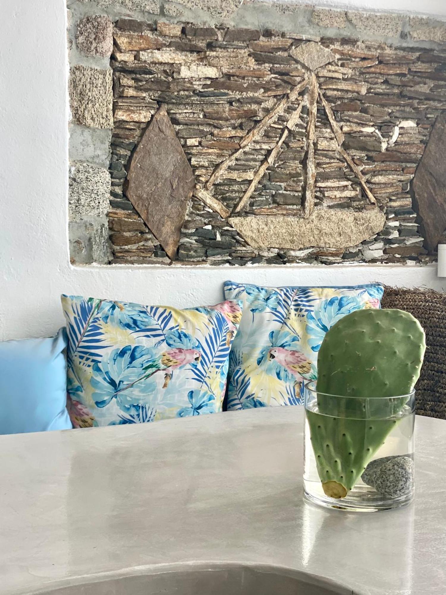 Aparthotel Flaskos Suites And More 4*