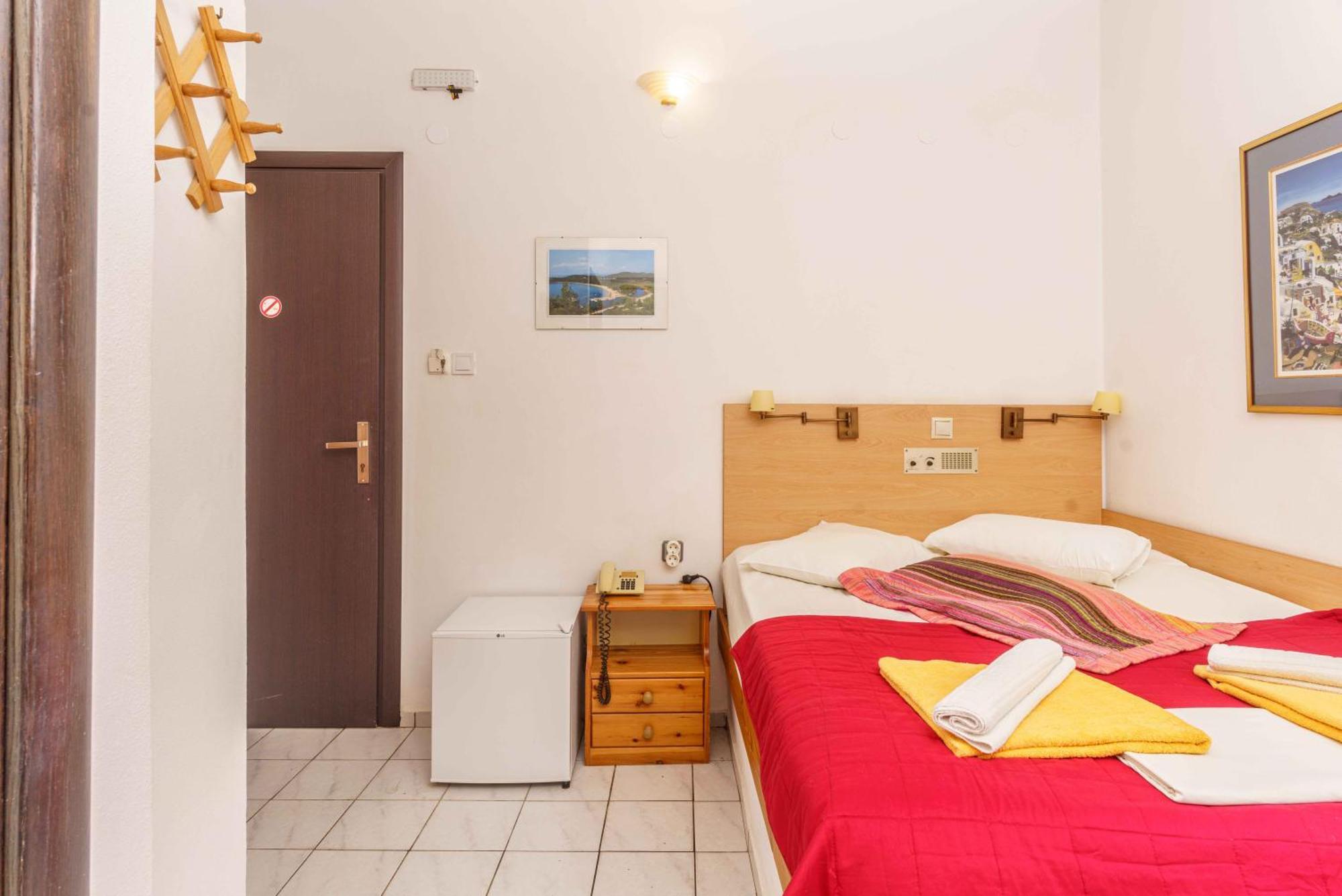 Alexander Hotel 3*