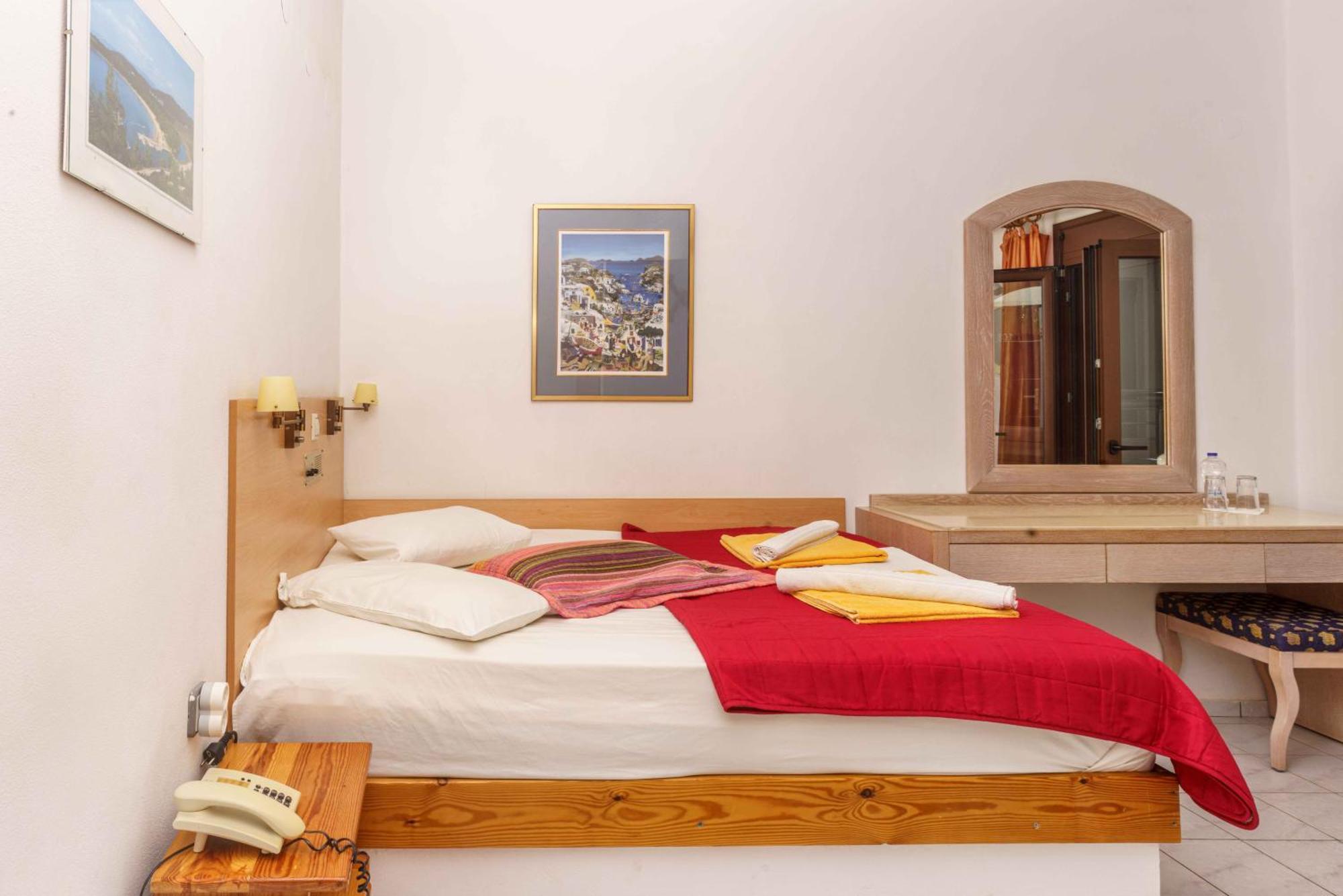 Alexander Hotel 3*