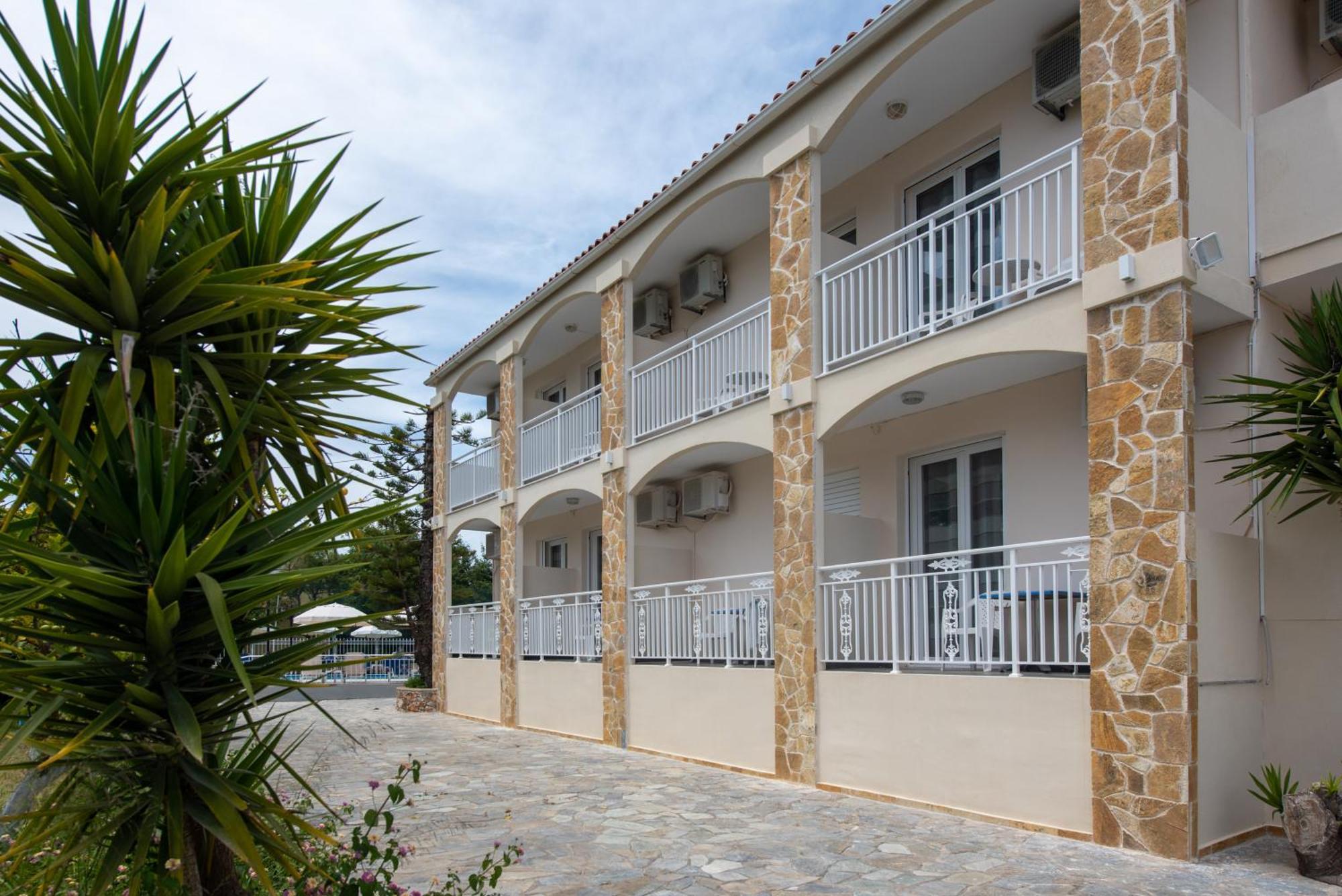 Aparthotel Tsolakis & Laganas