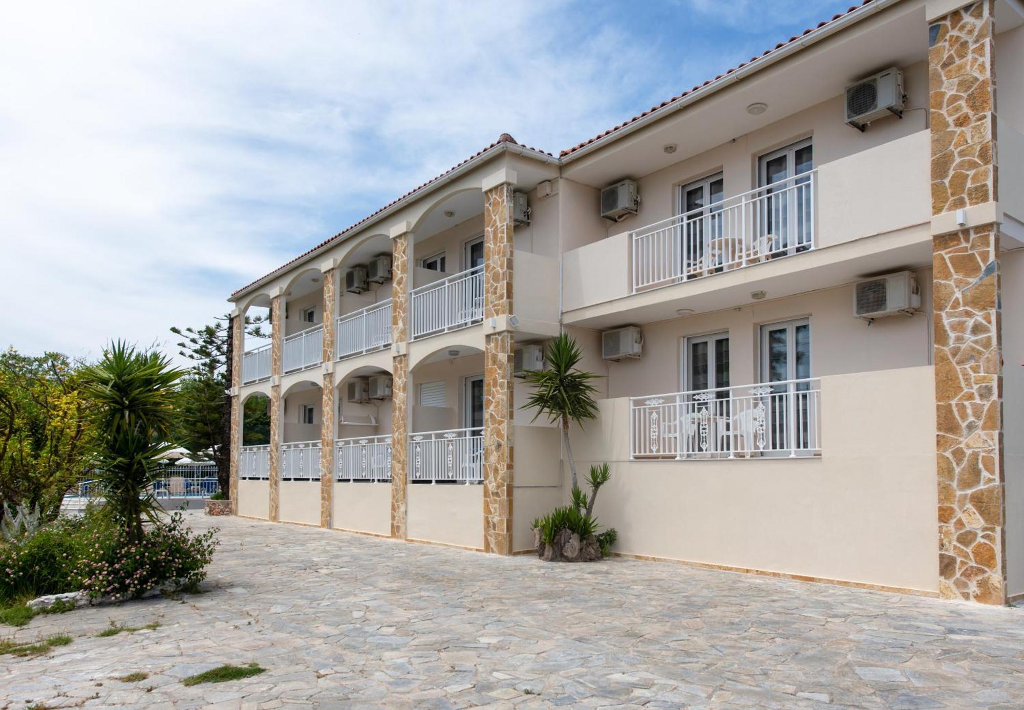 Aparthotel Tsolakis & Laganas