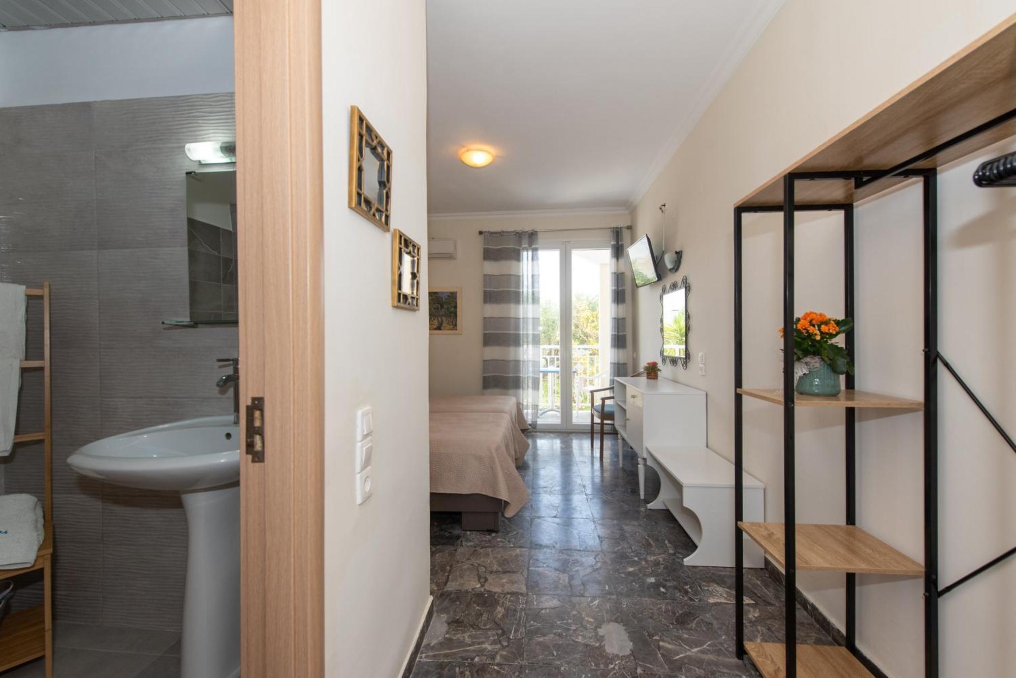 Aparthotel Tsolakis & Laganas