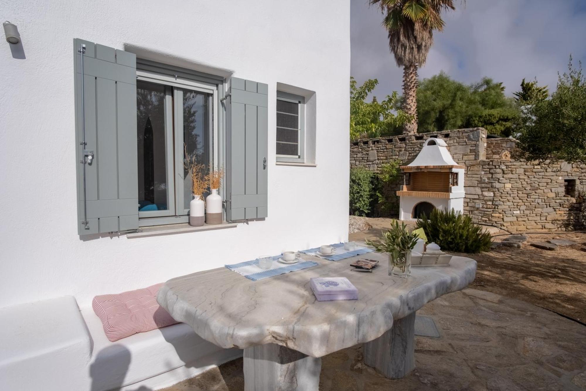 Emma With Seaview Holiday home