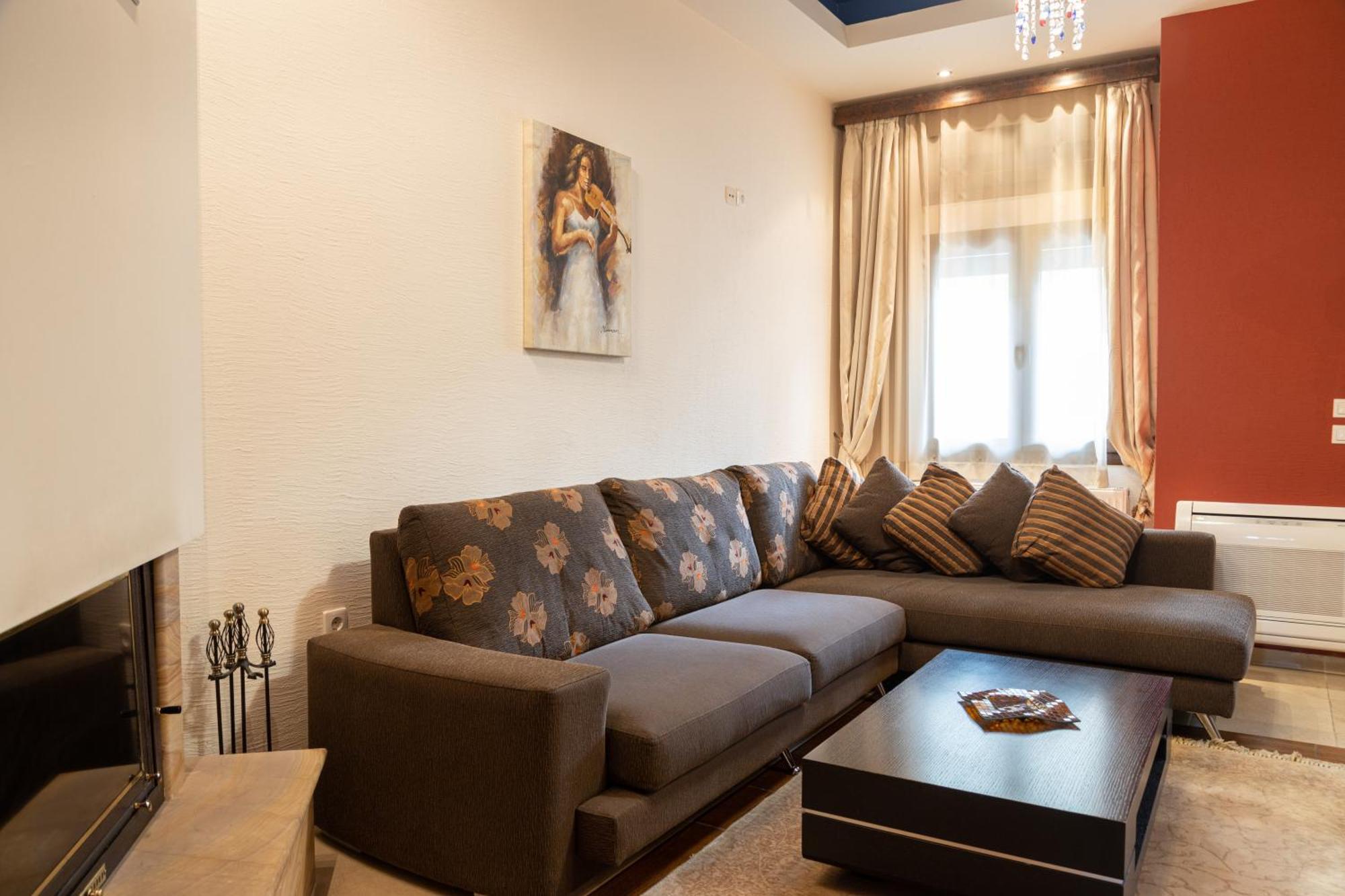Aparthotel ευήλιον