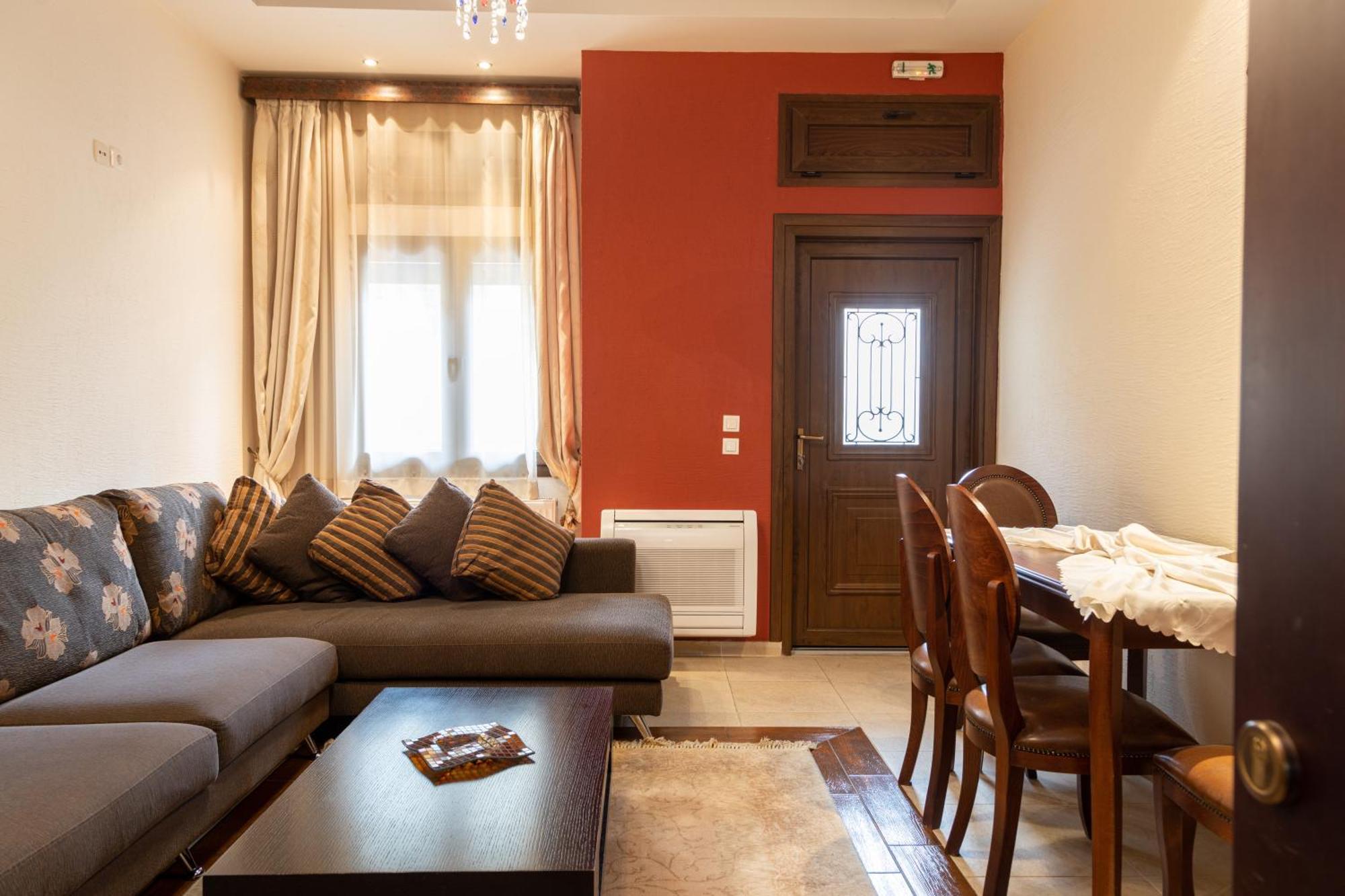 Aparthotel ευήλιον