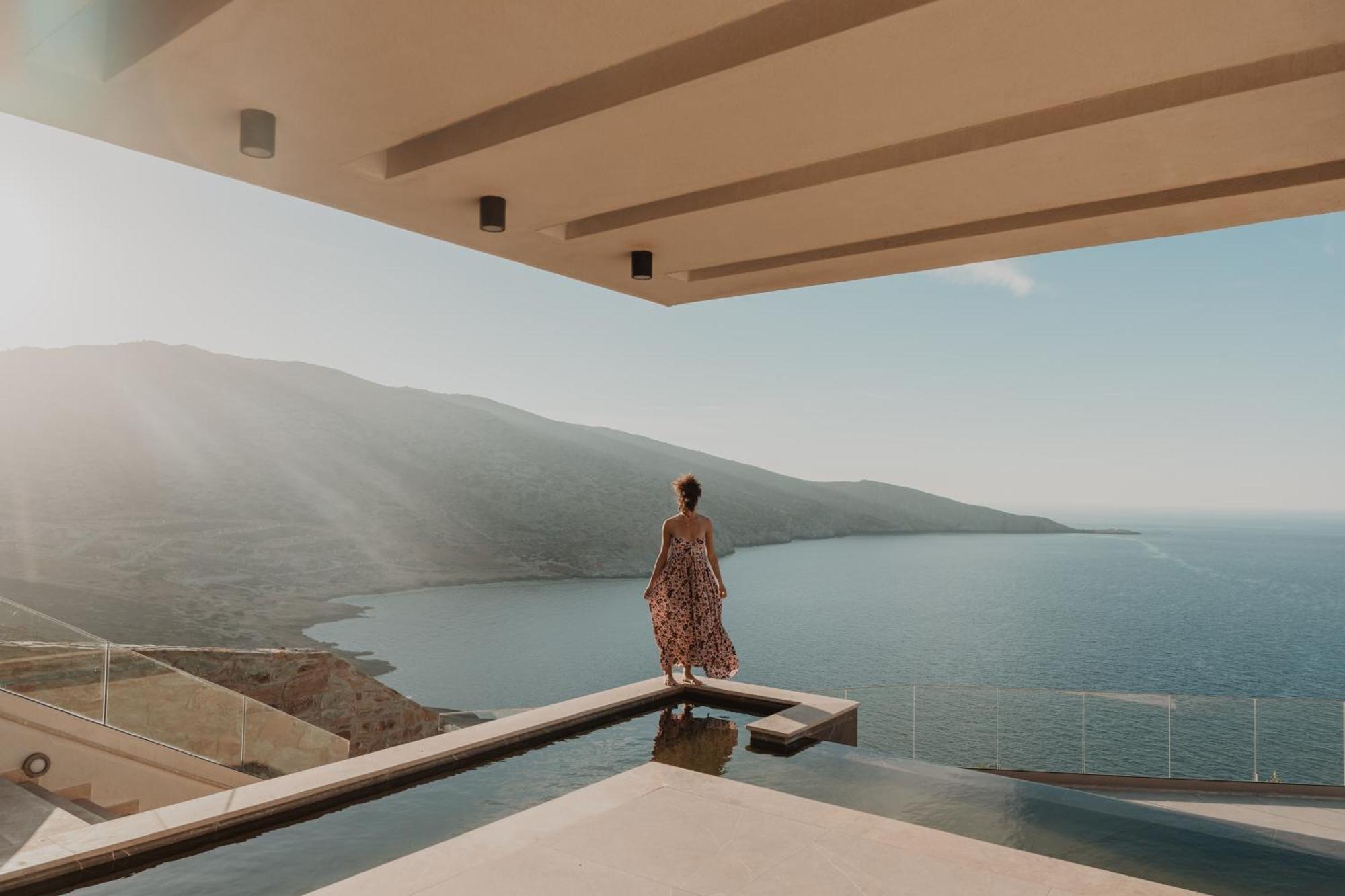 Happy Cretan Aparthotel