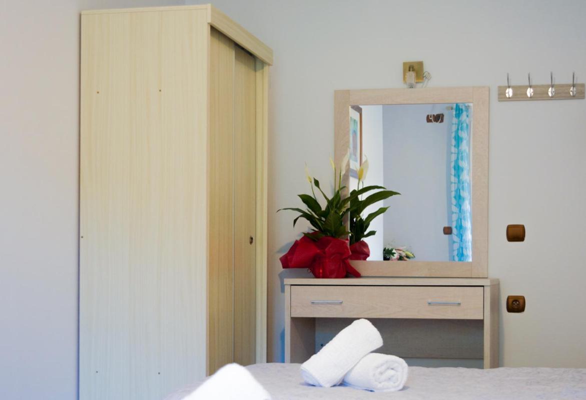 Marina Apartments, Agios Gordios Corfu Aparthotel 2*