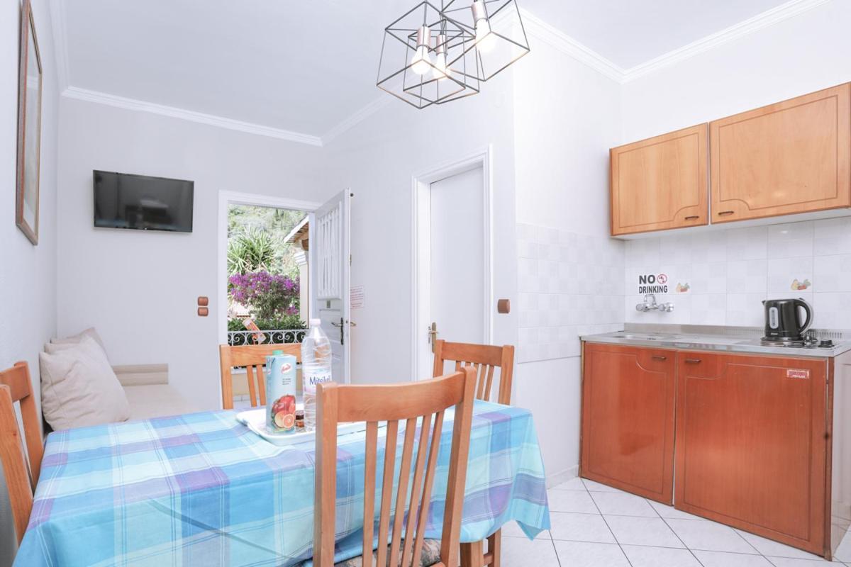 Aparthotel Marina Apartments, Agios Gordios Corfu Agios Gordios (Corfu)