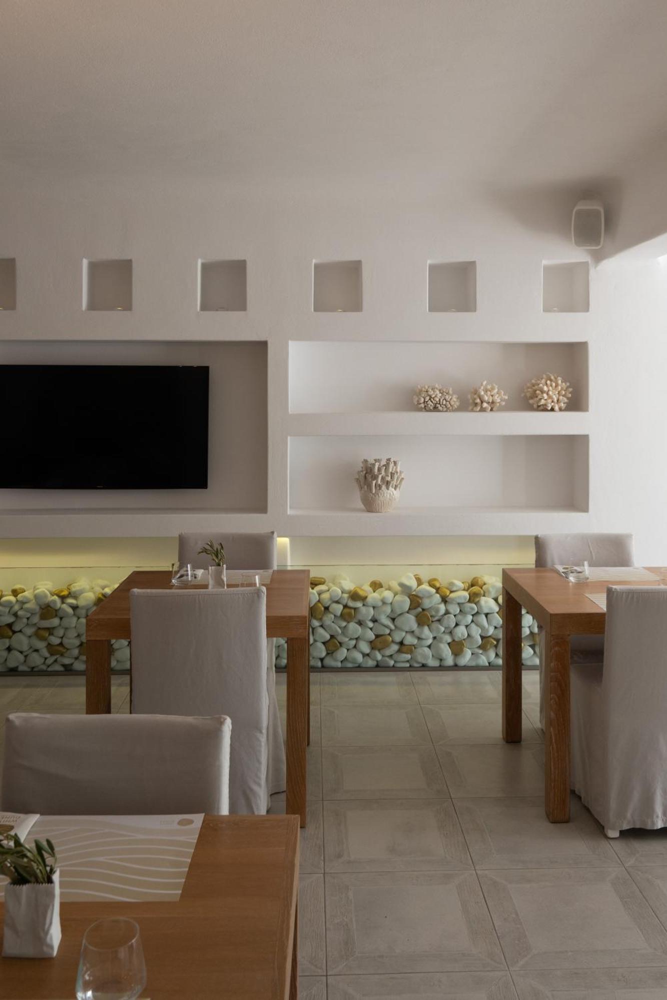 Hotel White Dunes Luxury Boutique