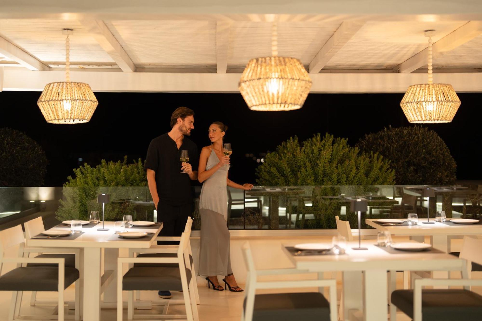 Hotel White Dunes Luxury Boutique 5*