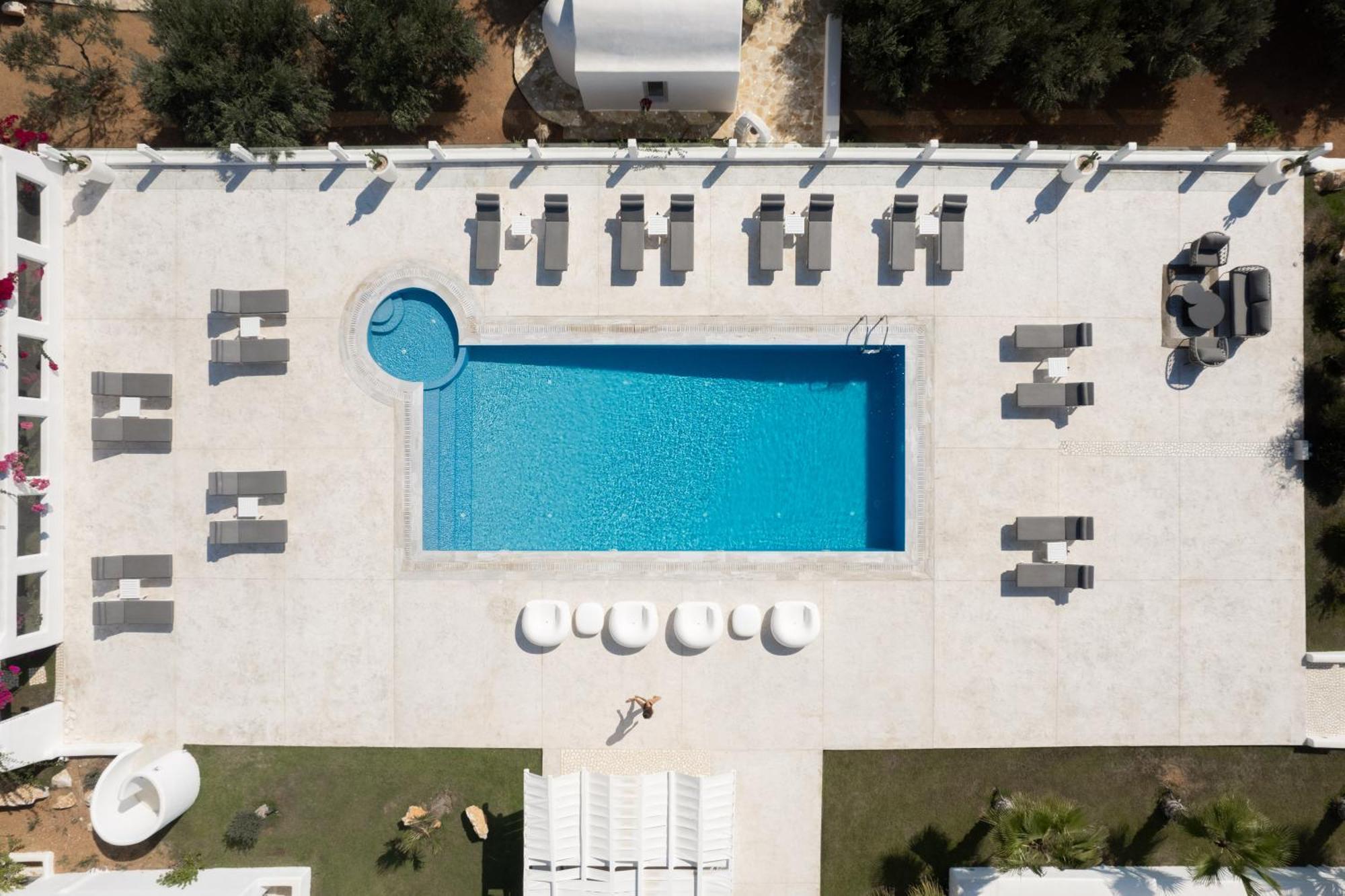 White Dunes Luxury Boutique Hotel 5*