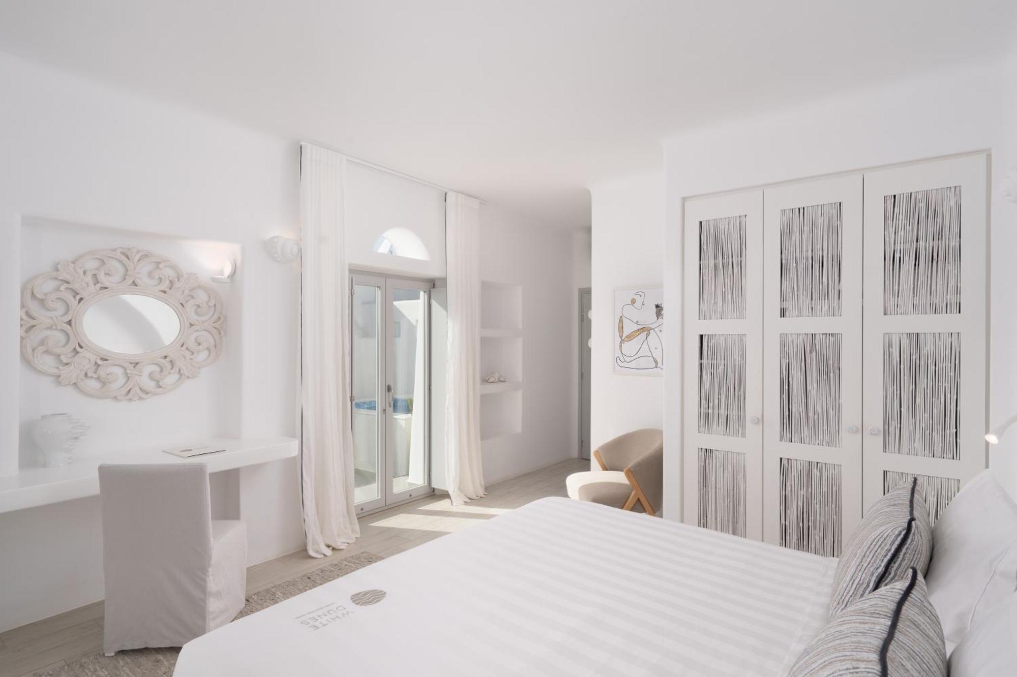 White Dunes Luxury Boutique 5* Santa Maria (Paros)
