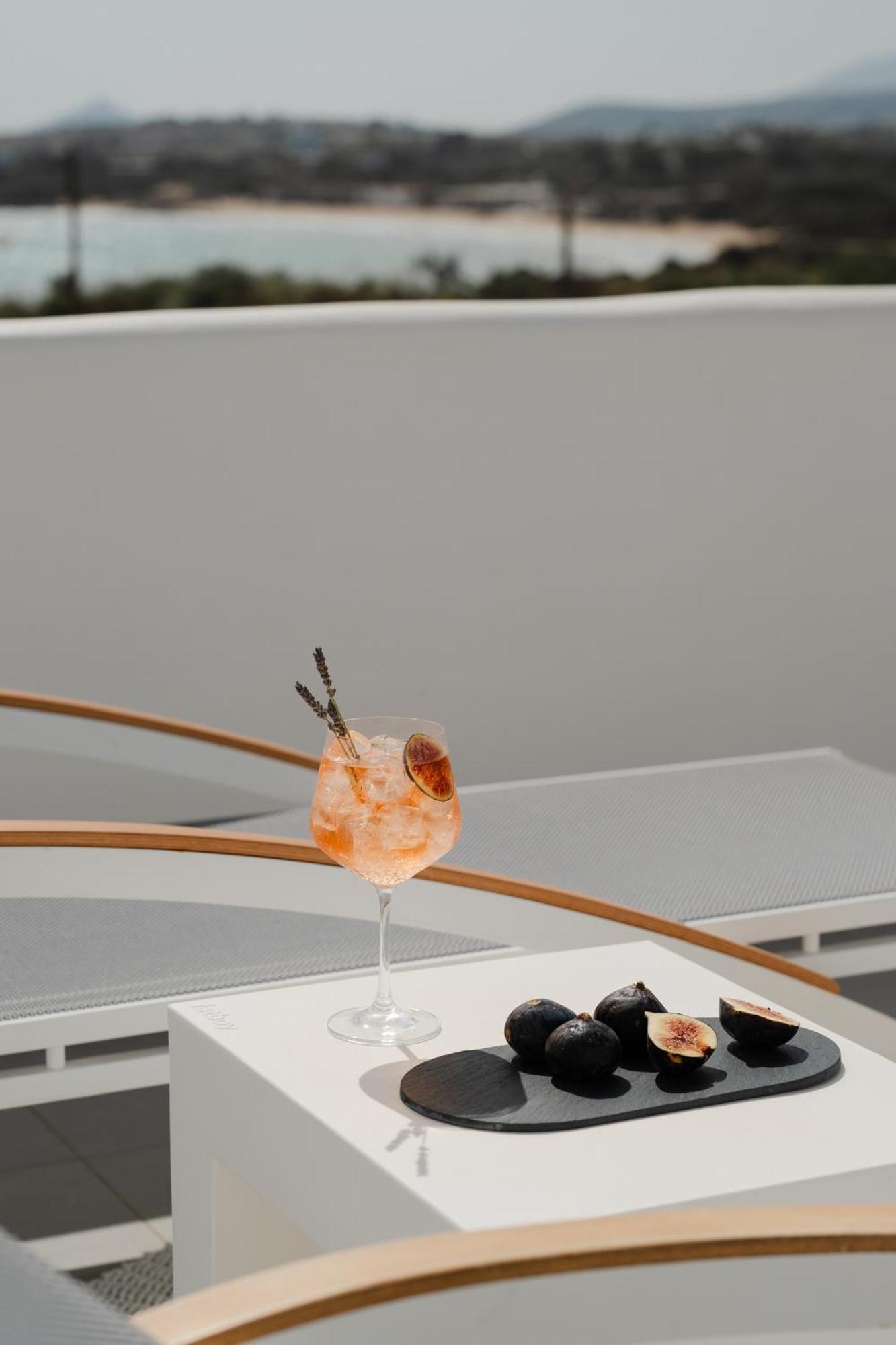 White Dunes Luxury Boutique 5* Santa Maria (Paros)
