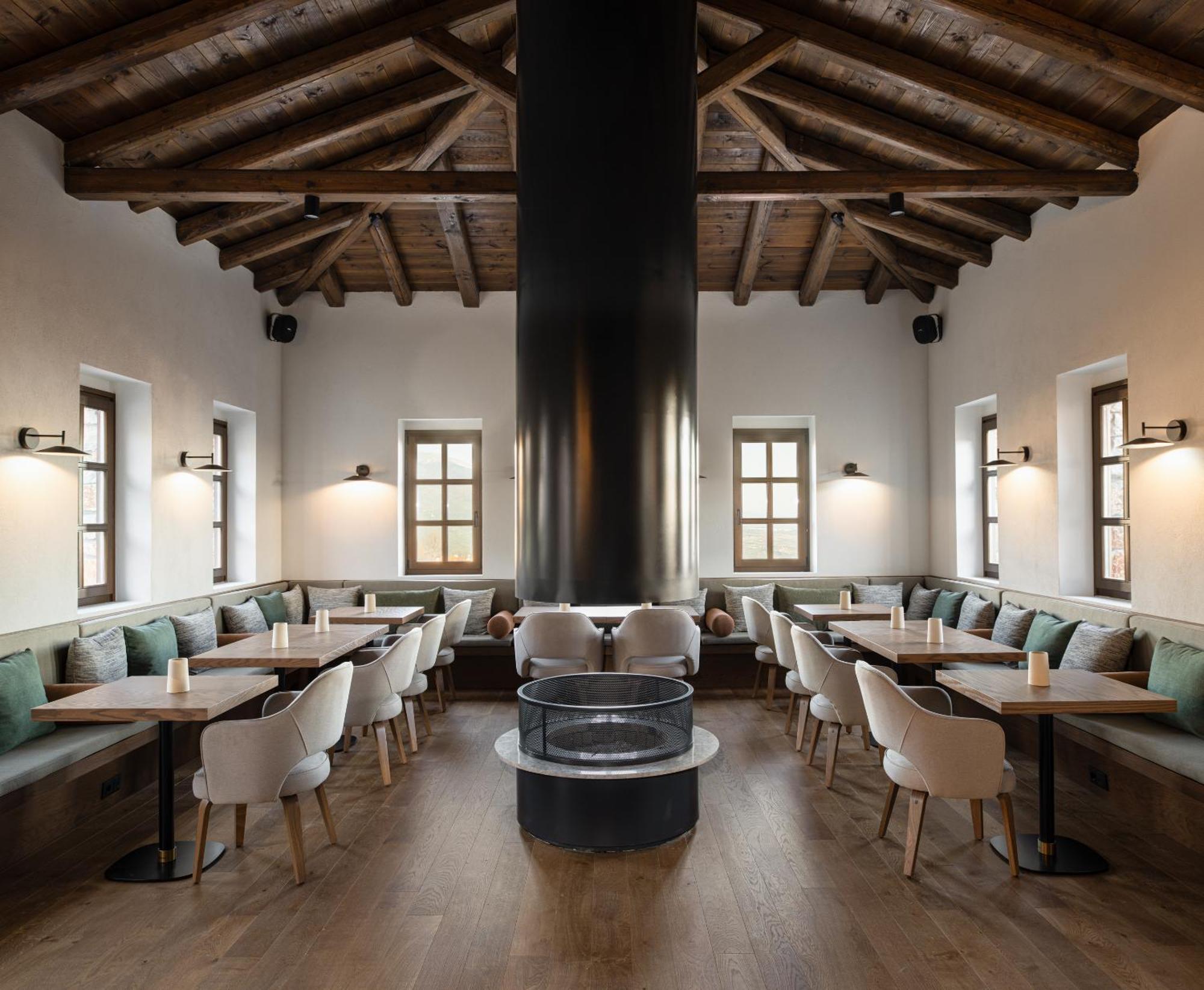 Hotel Unedo Seasons Boutique 4*