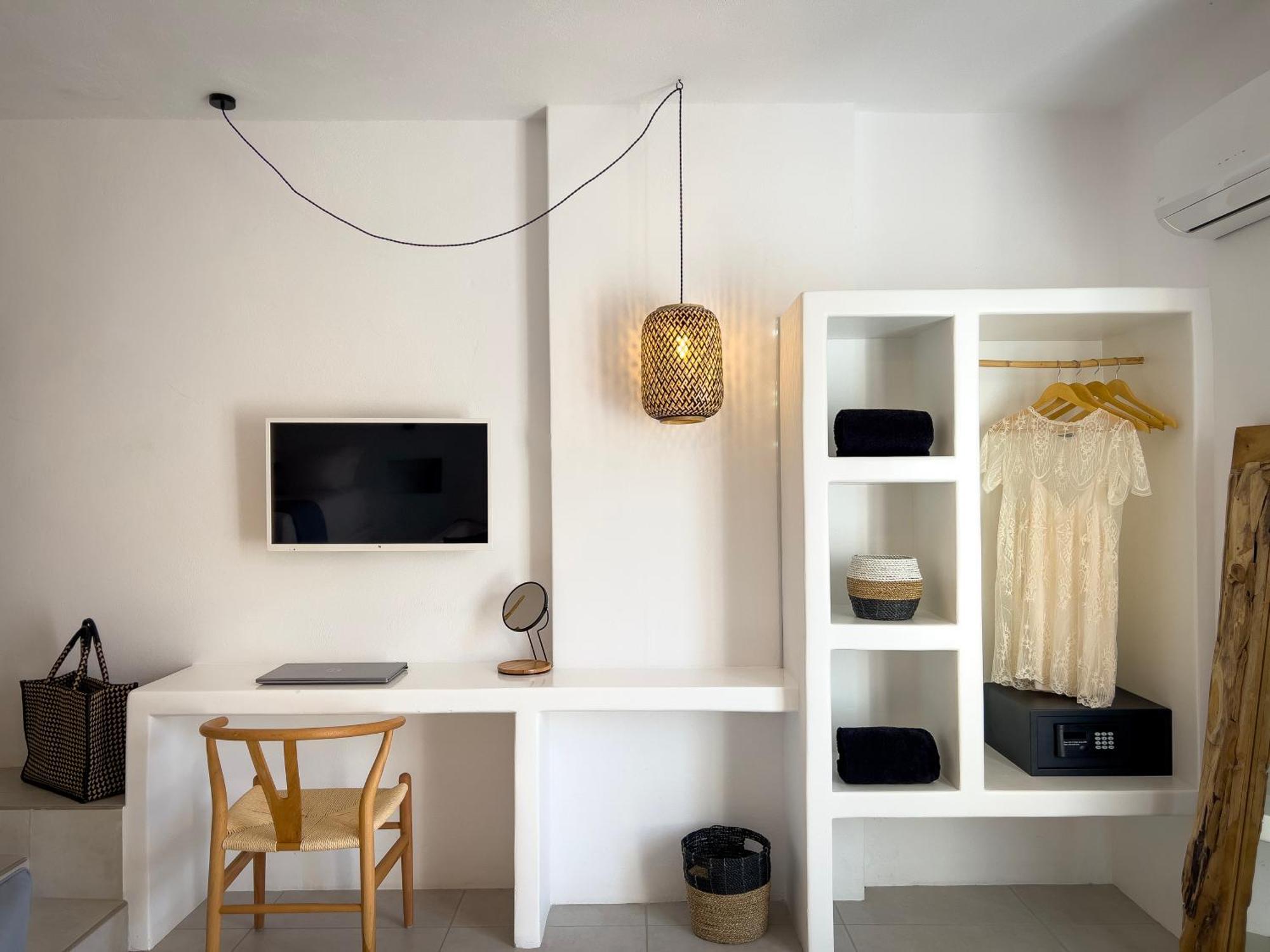 Perigiali & Folegandros Guest house Agali