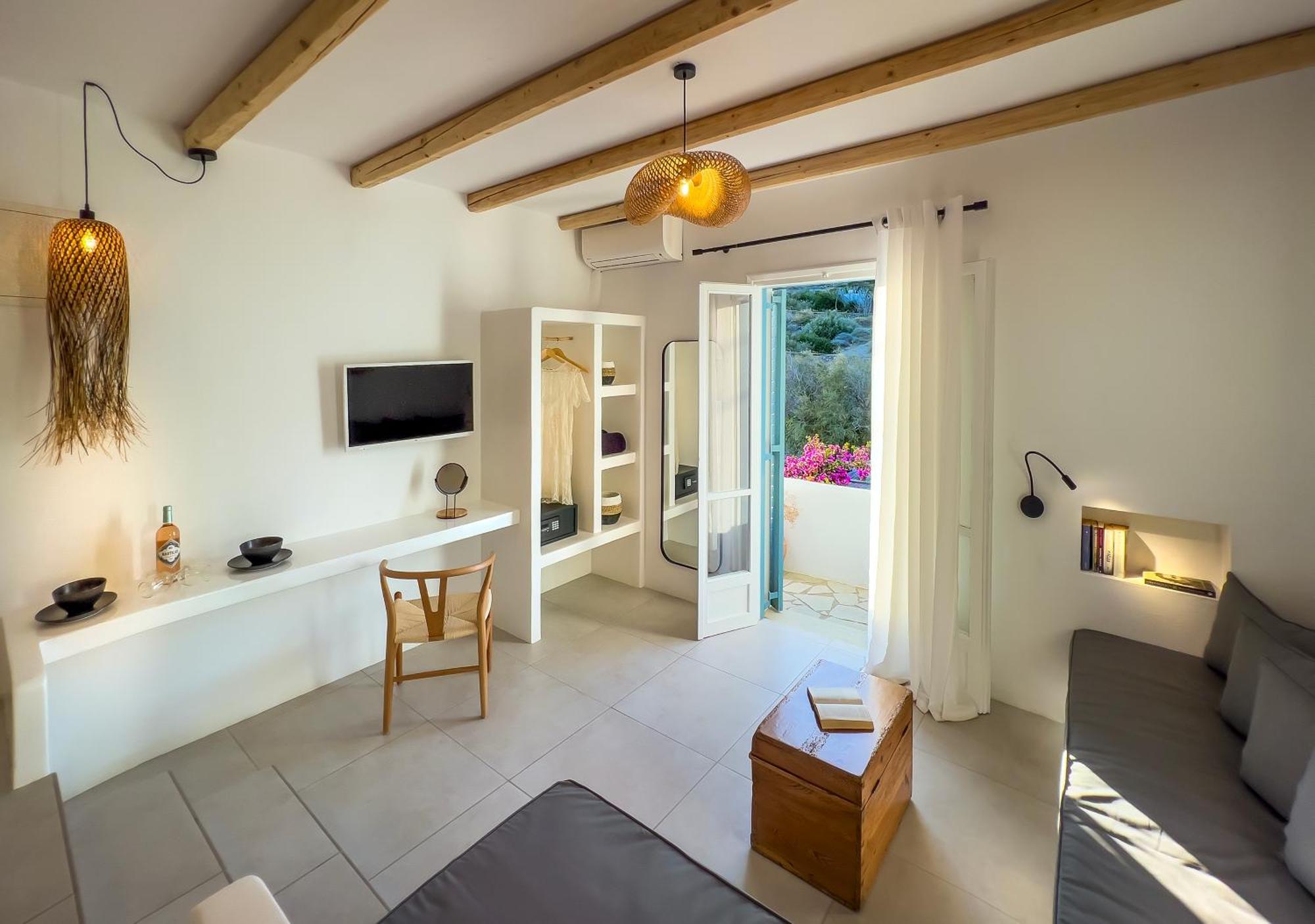 Guest house Perigiali & Folegandros Agali