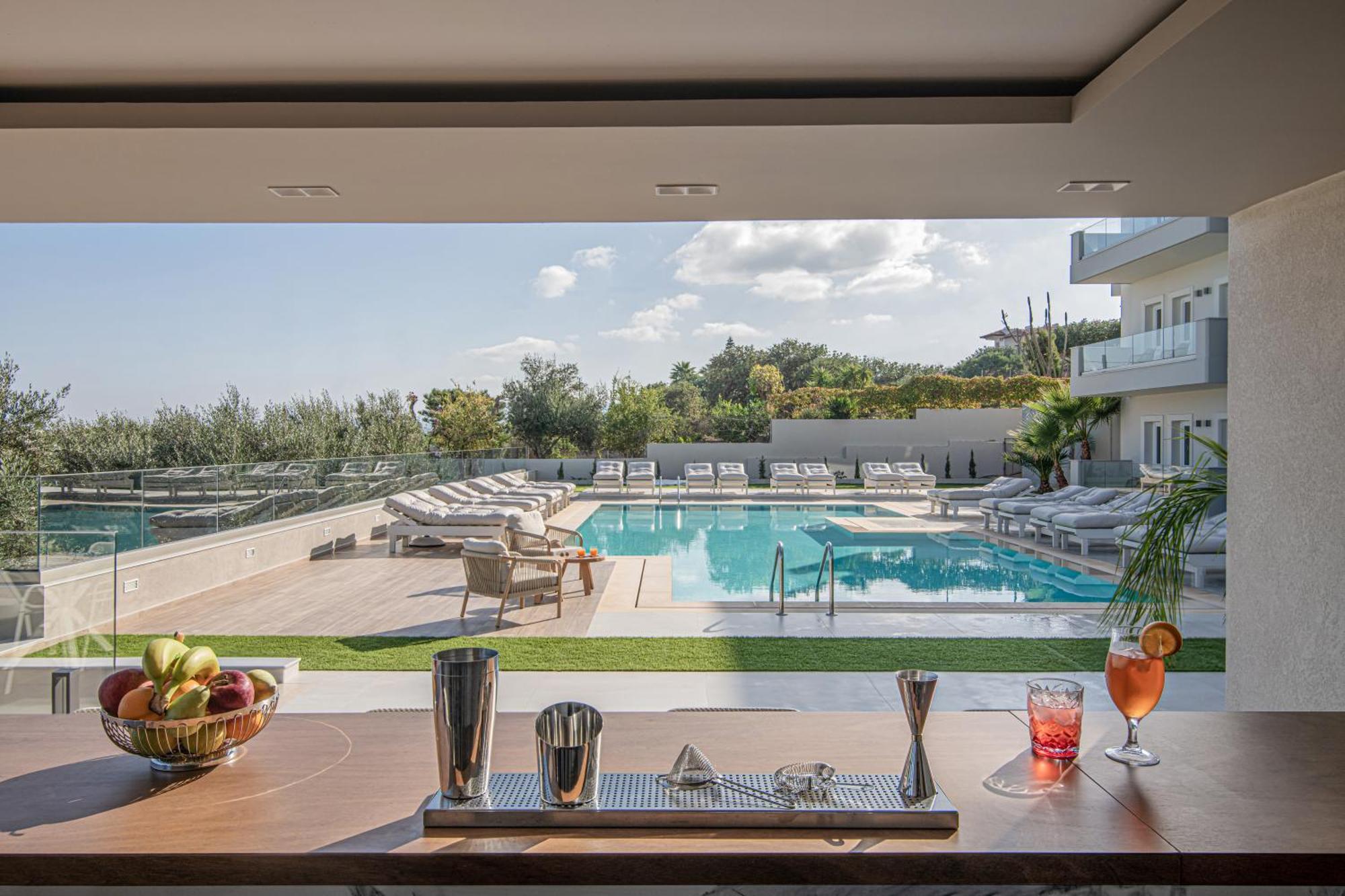 Filia Luxury *