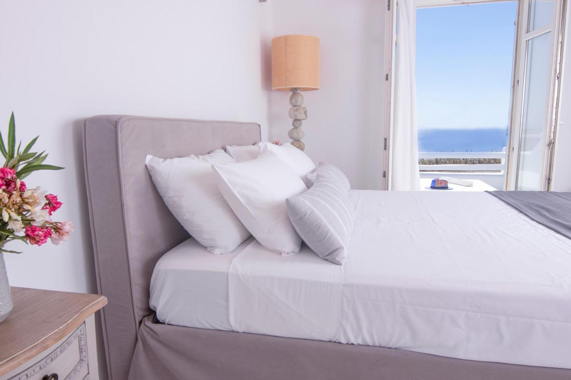 Mando Pool Villas W Sea Views - Five Bedrooms Villa *
