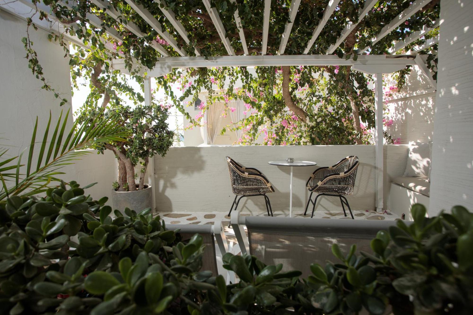 Hotel Iria Art 4*