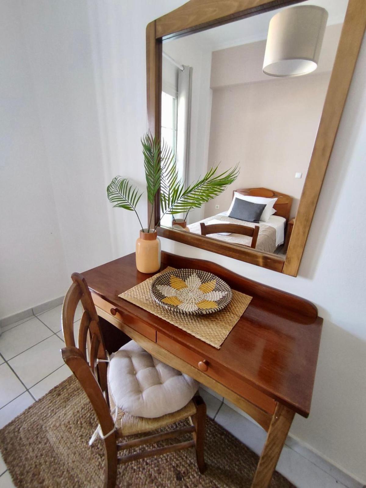 Aparthotel Nereides *