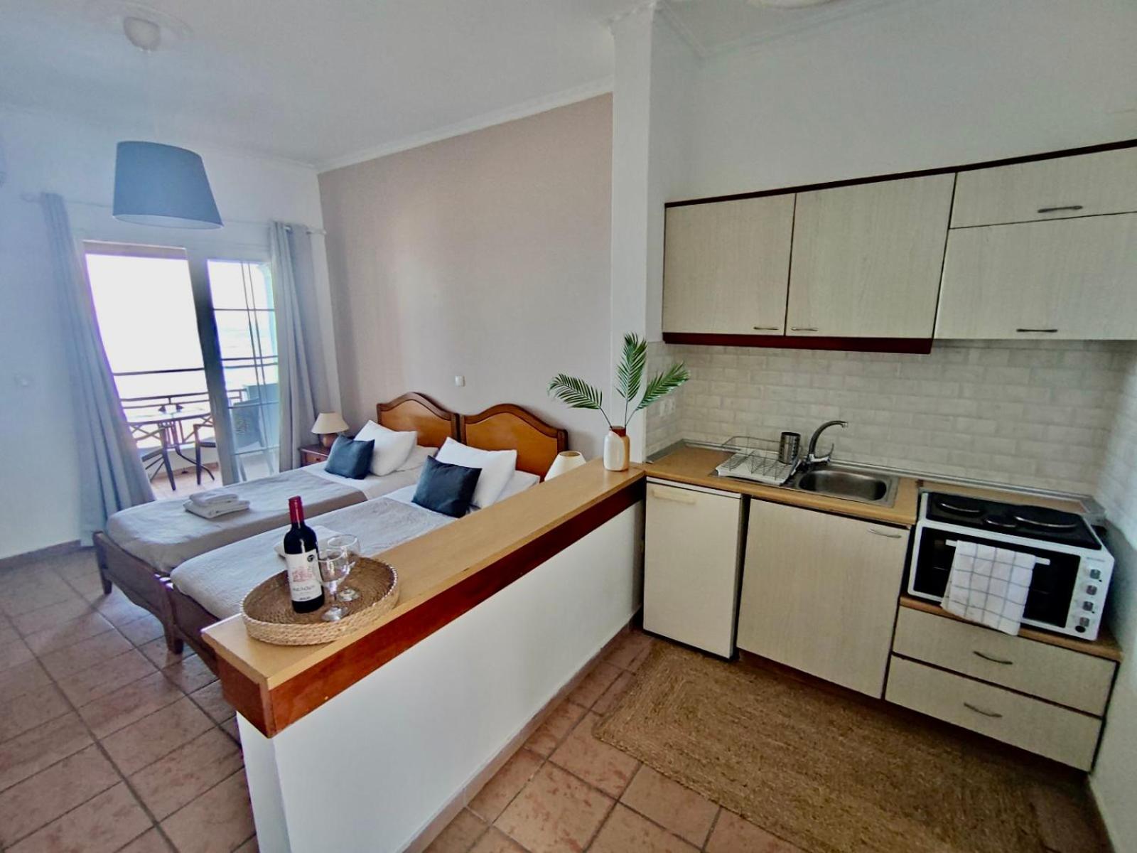 Aparthotel Nereides Agios Gordios (Corfu)