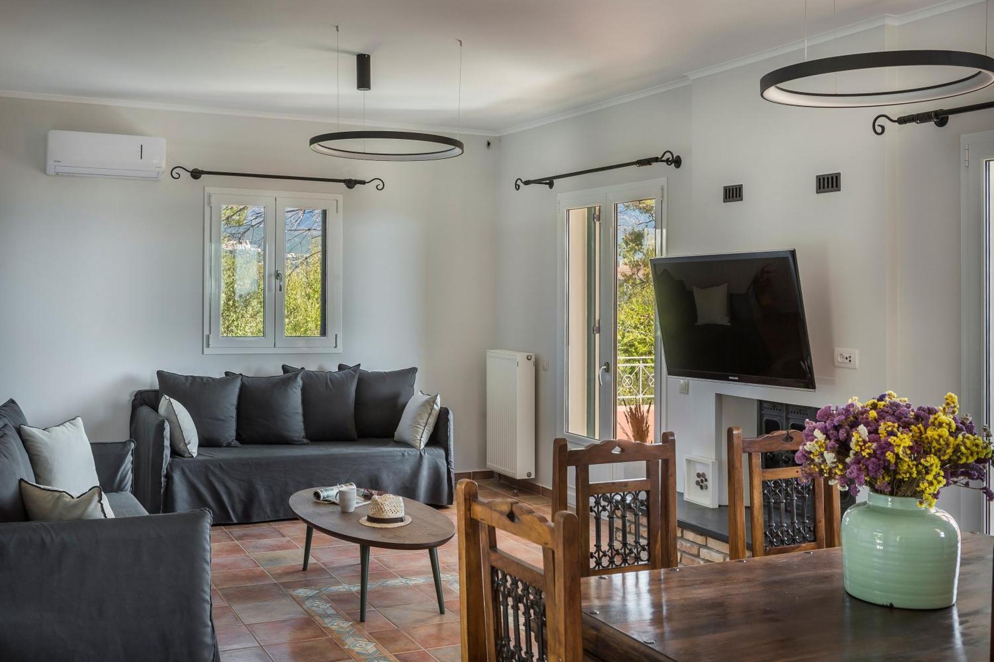Villa Superb Kefalonia Villa 4 Bedrooms Villa Froso Stunning Sea Views Sunny Roof Terrace Lakithras Fokata