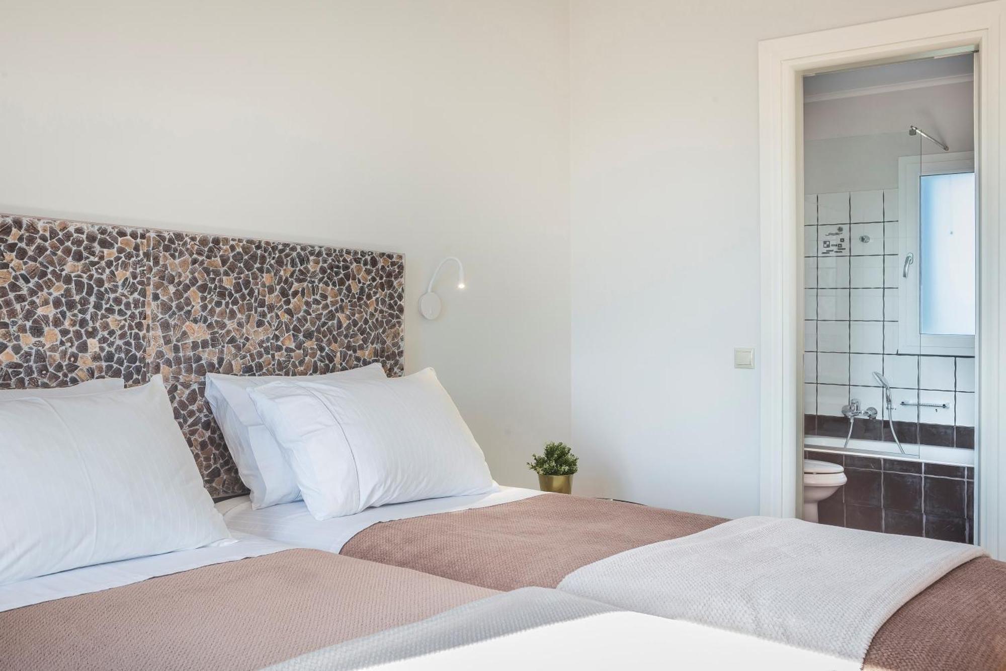 Superb Kefalonia Villa 4 Bedrooms Villa Froso Stunning Sea Views Sunny Roof Terrace Lakithras