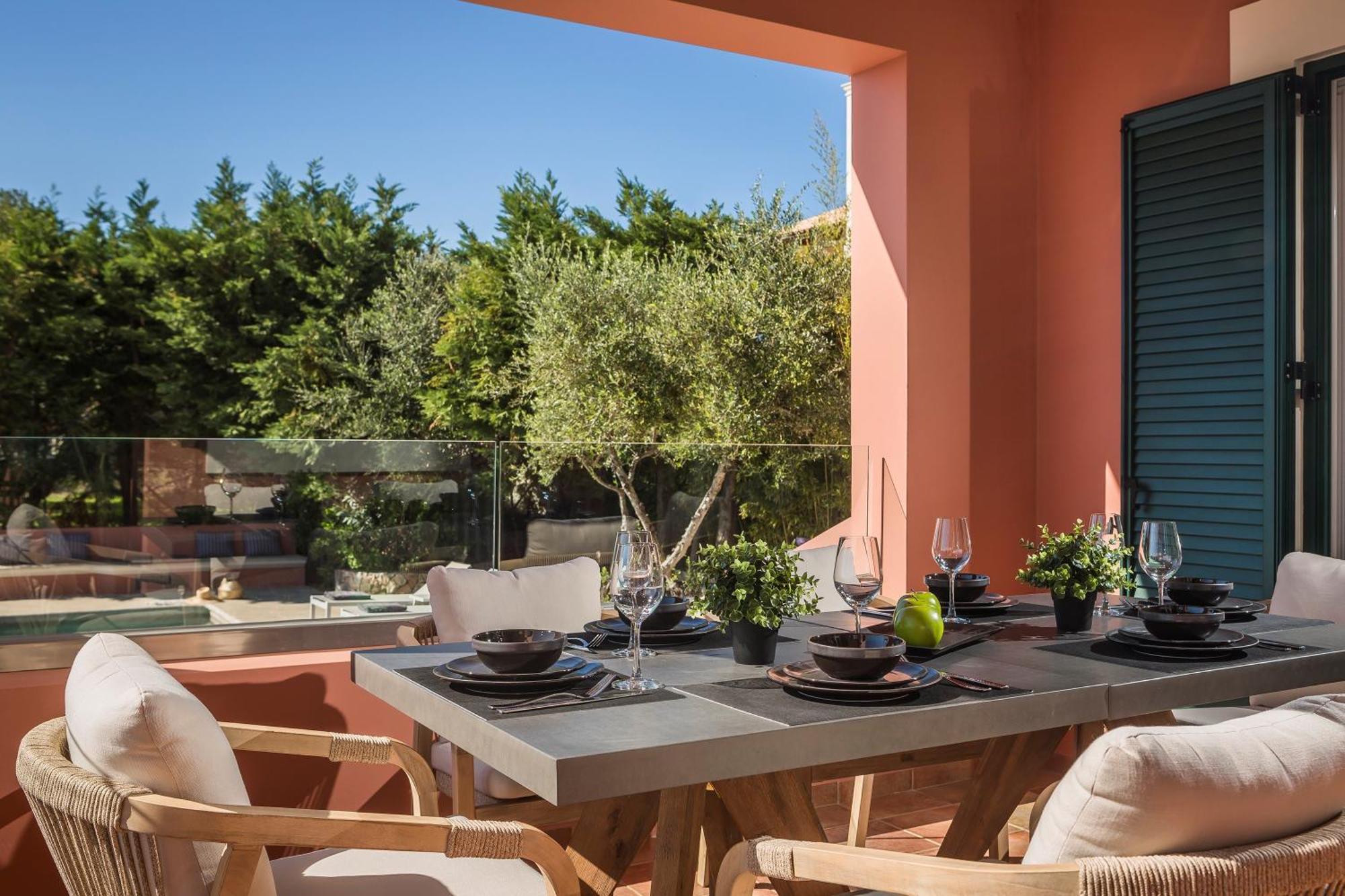 Villa Superb Kefalonia Villa 4 Bedrooms Villa Froso Stunning Sea Views Sunny Roof Terrace Lakithras *