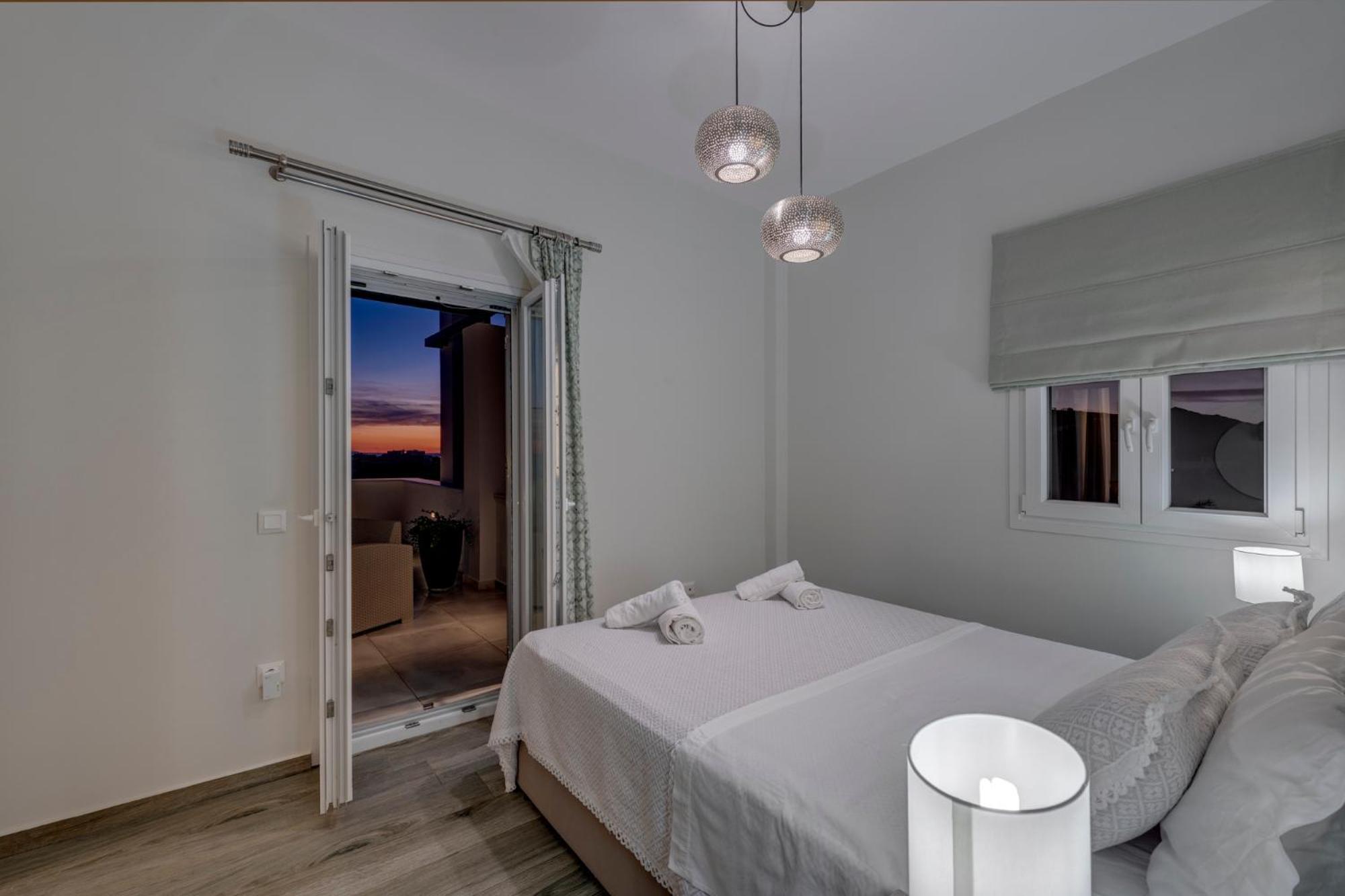 Apartment The Book Megas Gialos - Nites