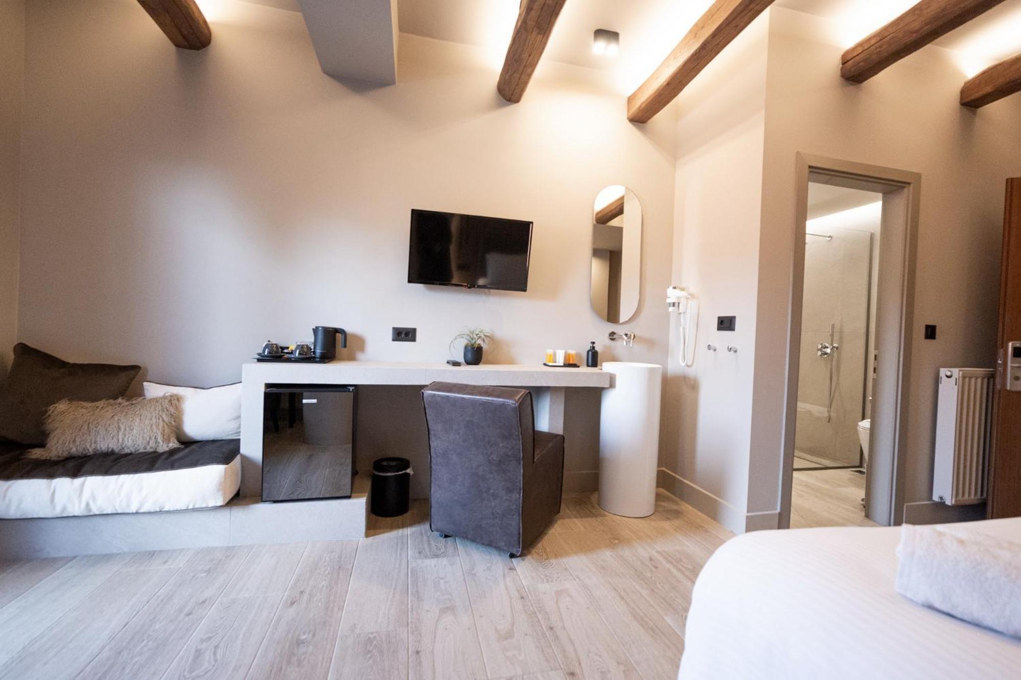 Hotel Anesis 3*