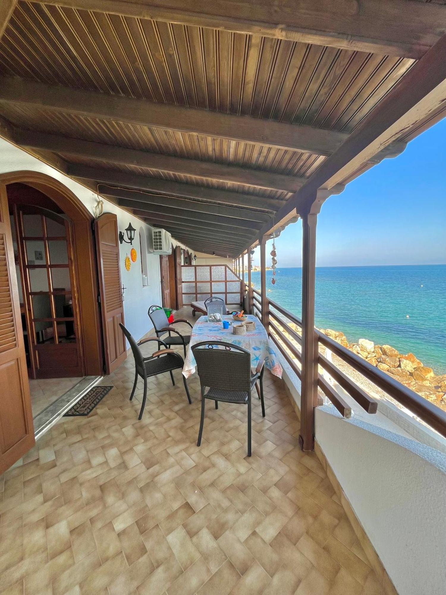 Melissi Blue 1 Holiday home *