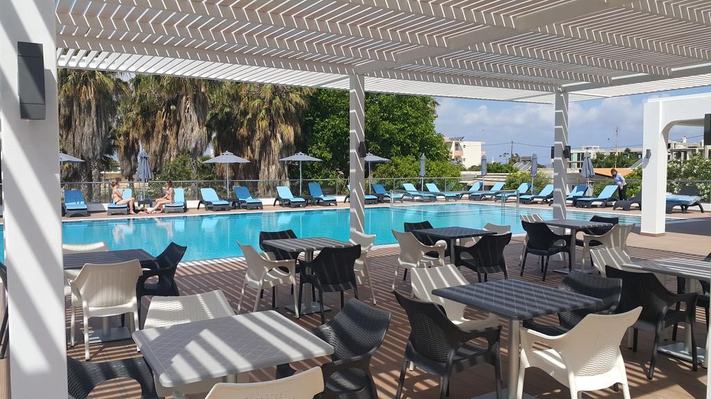 Cosmopolitan Hotel 4*