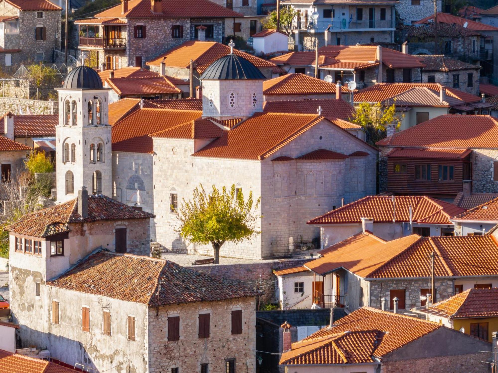 Koukou Spitiko * Dimitsana