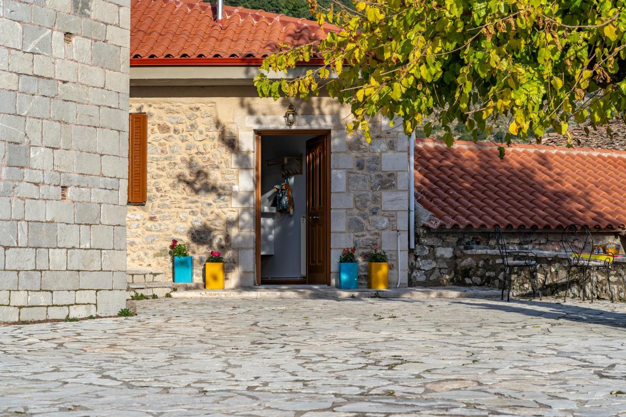 Koukou Spitiko Apartment Dimitsana